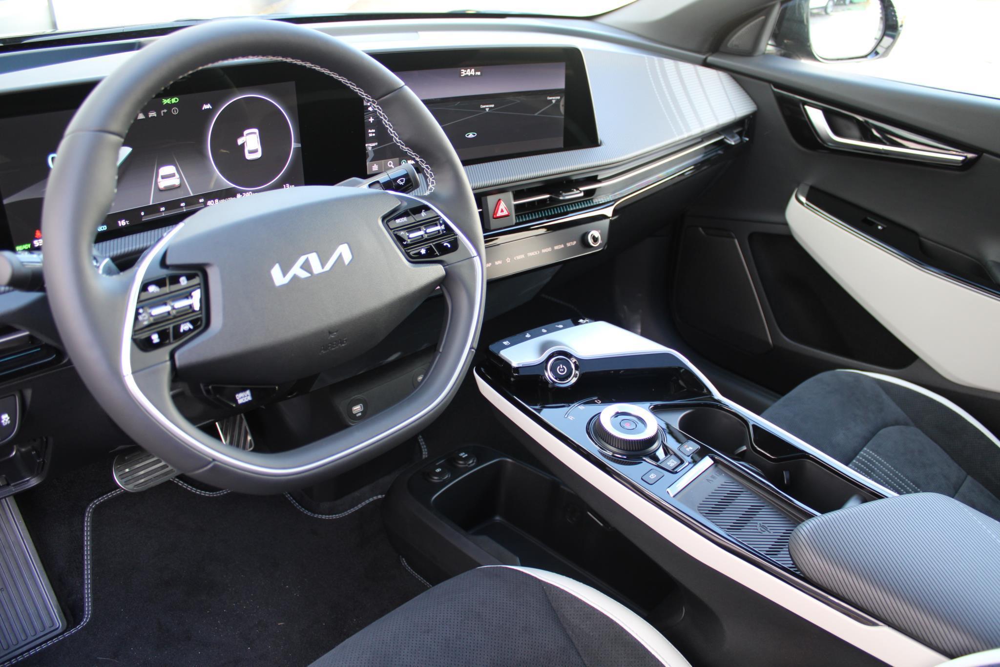 Kia EV6 GT-Line 77 kWh | Nieuw te bestellen | Schuif-/kanteldak | Stoel-/stuurverwarming | LED | Navi | Head-Up | 360 Camera | Meridian