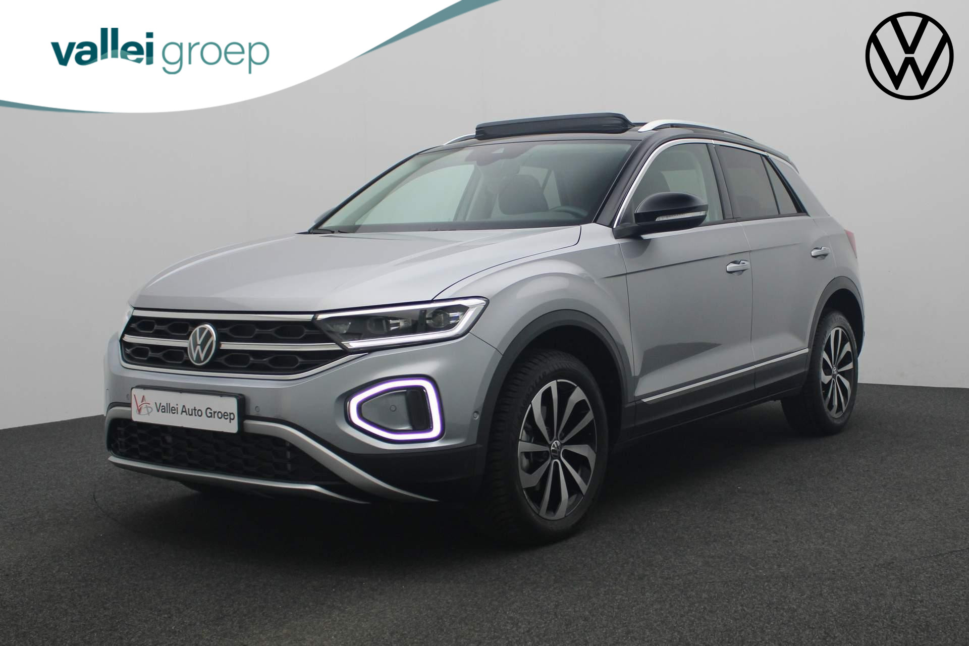 Volkswagen T-Roc 1.5 TSI 150PK DSG Style | Pano | Trekhaak | Camera | Navi | Stoelverwarming | Keyless | Parkeersensoren voor/achter | Apple Carplay / Android Auto