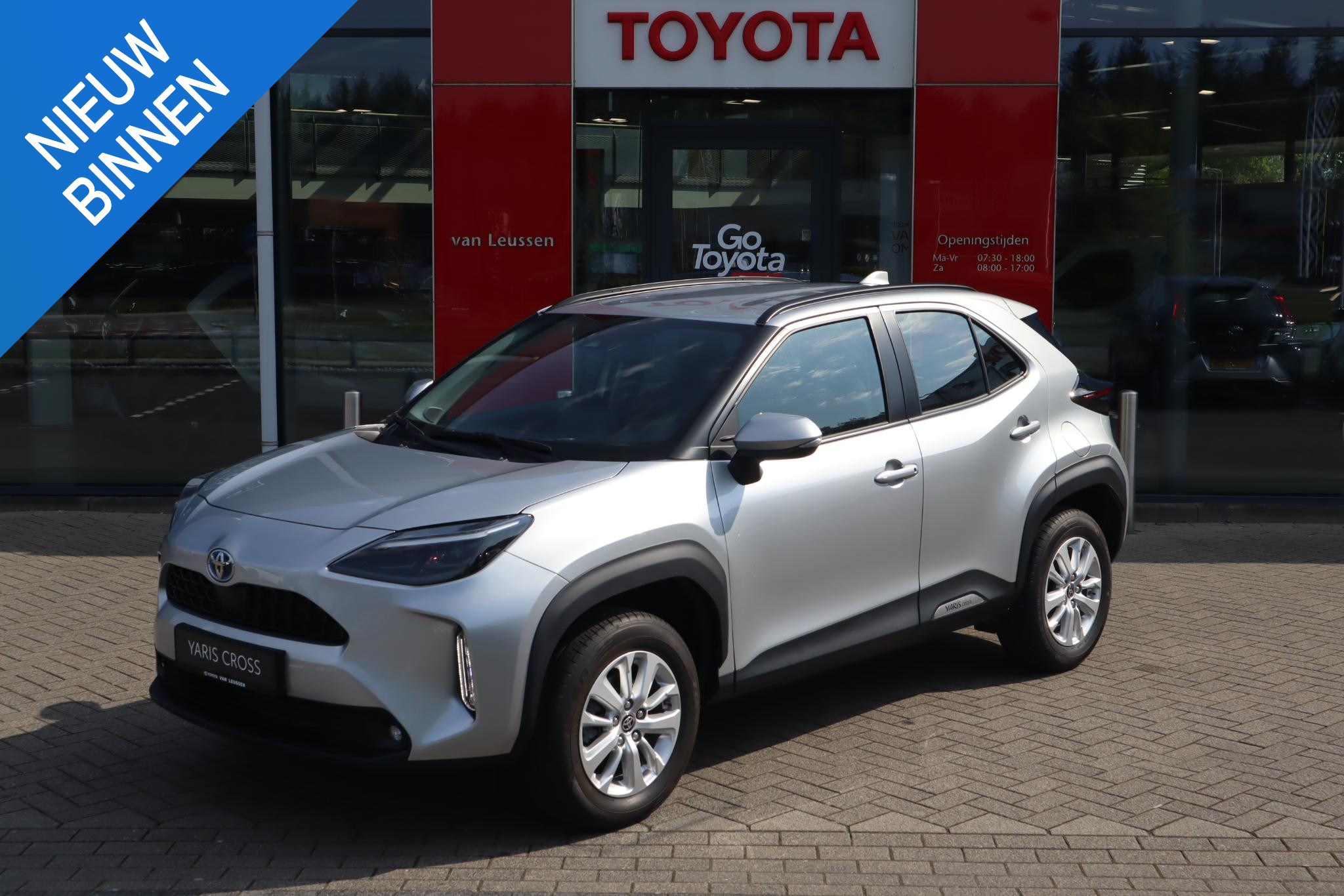 Toyota Yaris Cross 1.5 Hybrid 115 Dynamic APPLE/ANDROID STUUR+STOELVERW. HEAD-UP NAVI EL-ACHTERKLEP KEYLESS
