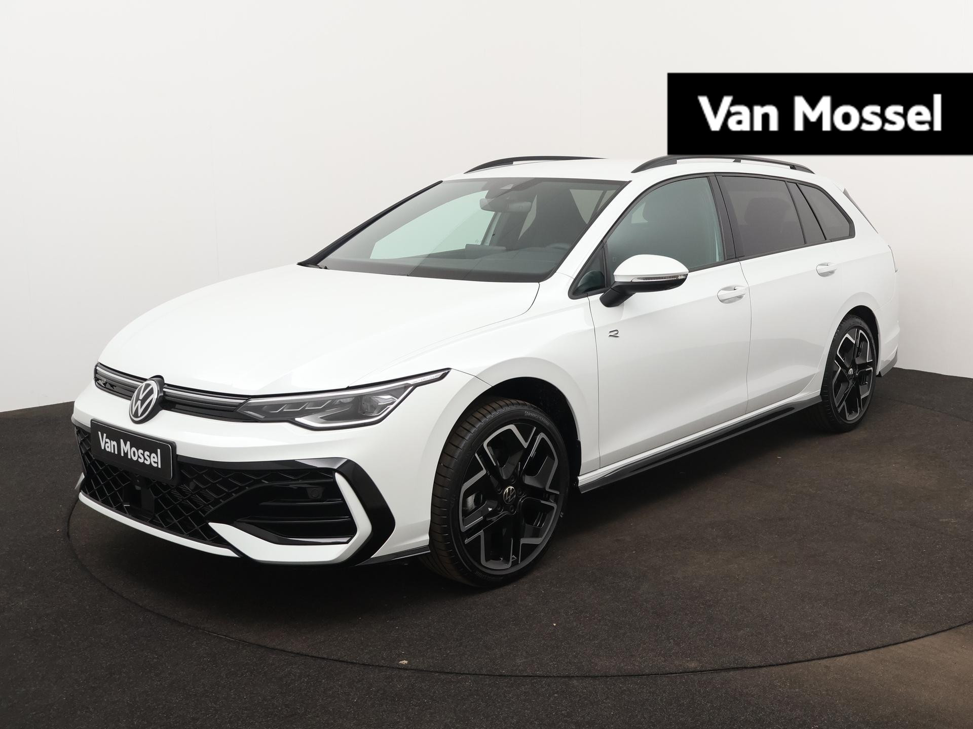 Volkswagen Golf Variant 1.5 eTSI R-Line Edition 116 PK Automaat | Apple Carplay draadloos | LED Matrix koplampen | Dodehoeksensoren | Camera | Climate control | Adaptieve cruise control |