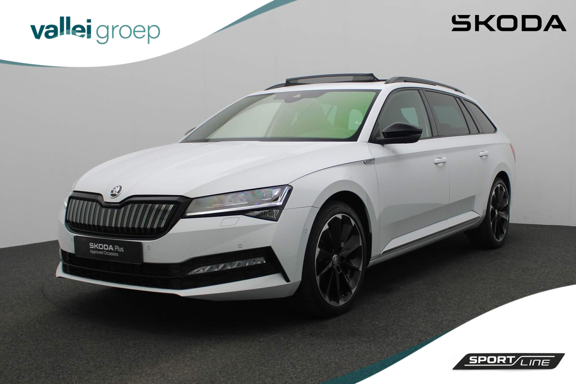 Škoda Superb Combi 1.4 TSI 218PK DSG iV Sportline Business | Pano | Trekhaak | CANTON | 360 camera | Matrix LED | Adaptief onderstel | Keyless | 19 inch