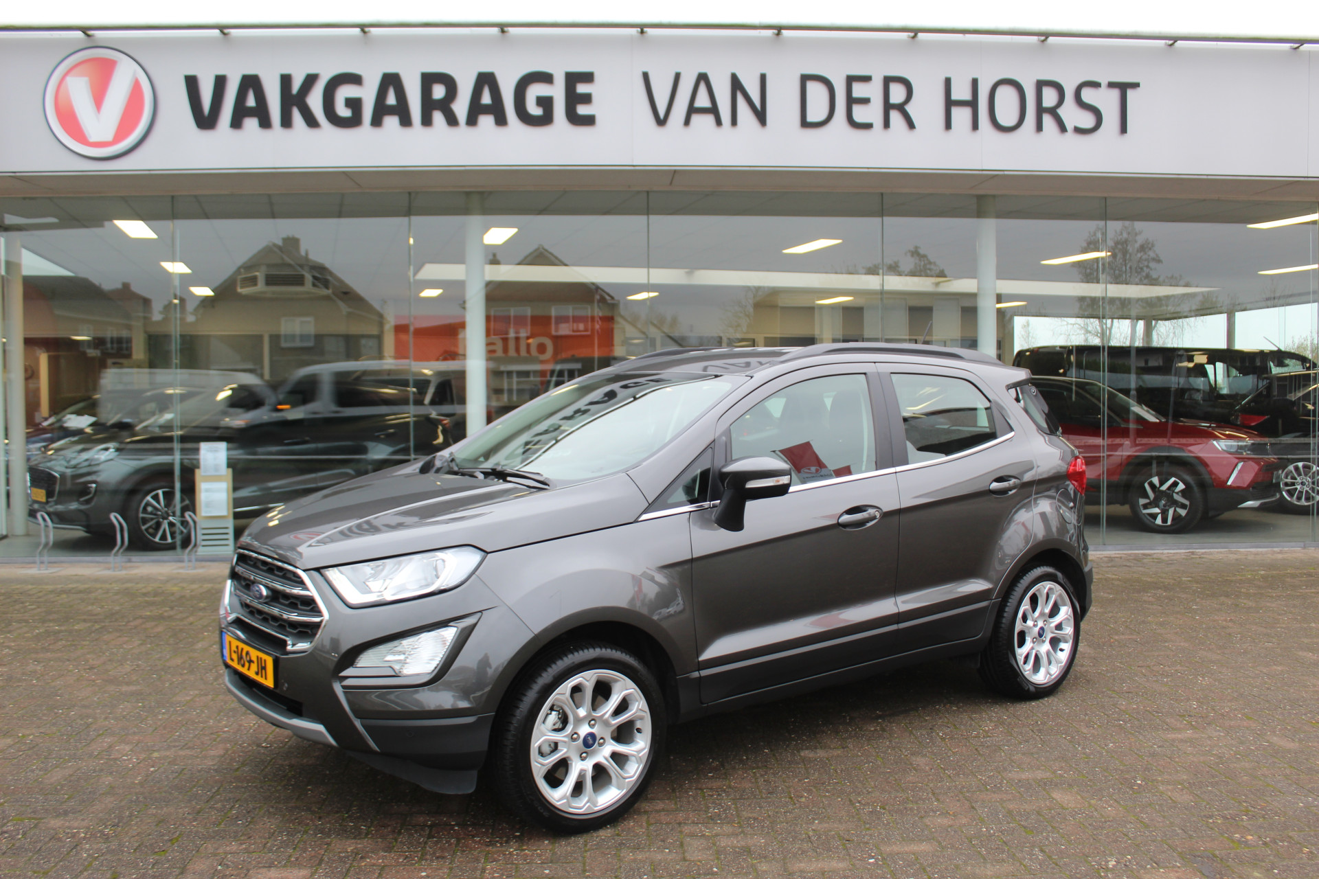 Ford EcoSport 1.0 EcoBoost Titanium 125pk 1eigenaar slechts 16266km nap Climate control , cruise control , Navigatie , Bluetooth LED dagrijverlichting , Trekhaak, Winter Pack , Xenon