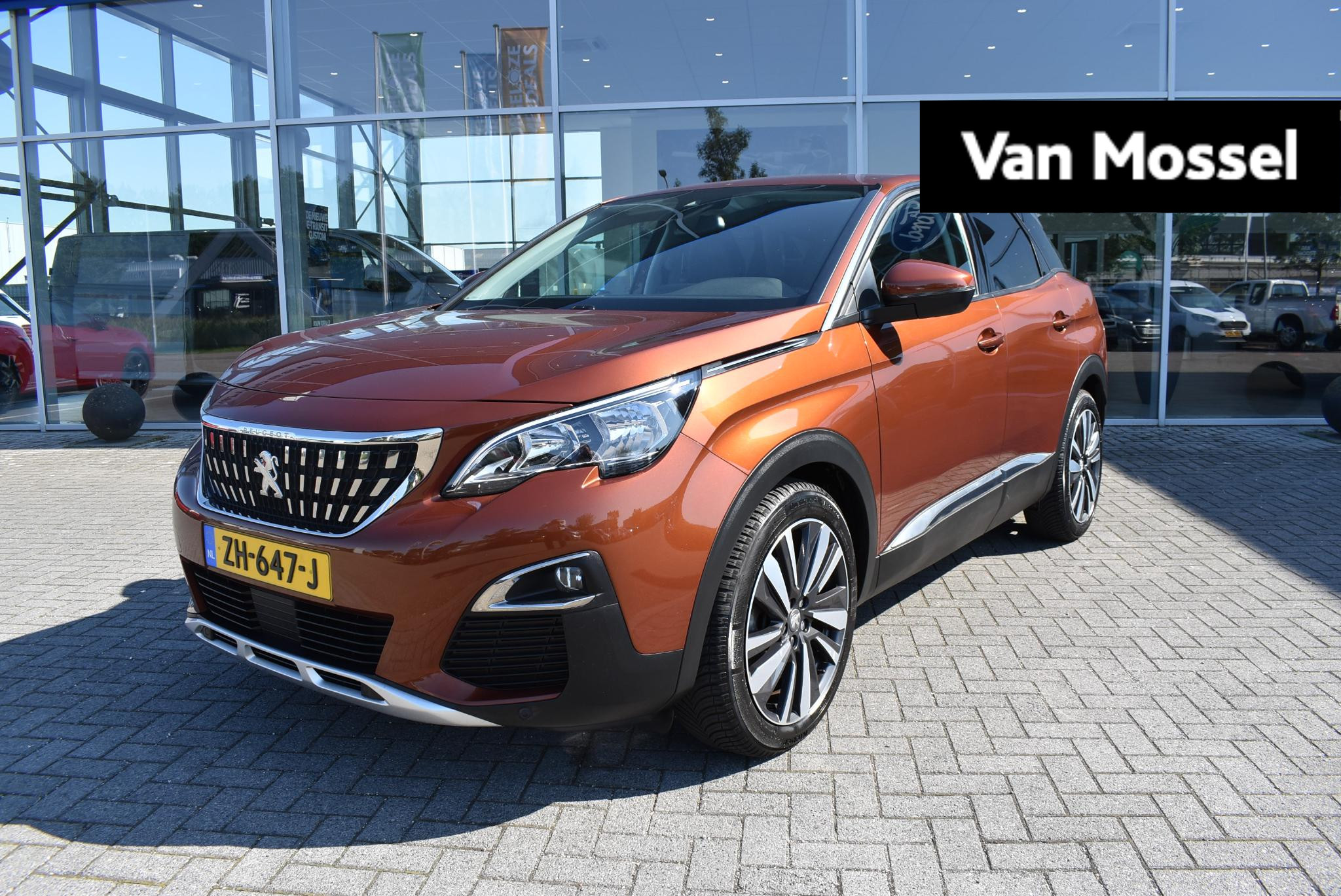 Peugeot 3008 1.2 PureTech Allure Trekhaak | Navigatie | Cruise Control | Climate Control | Half-leder |