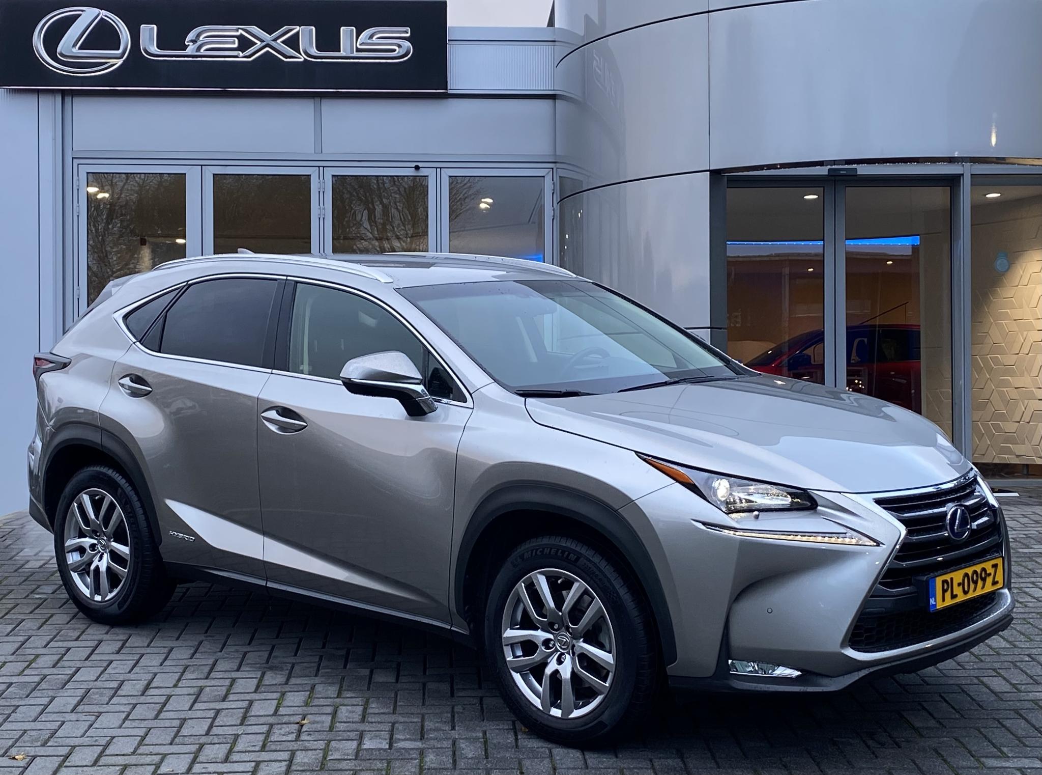 Lexus NX 300h AWD Luxury Line NL-AUTO TREKHAAK EL-ACHTERKLEP NAVI STOELVERW CRUISE