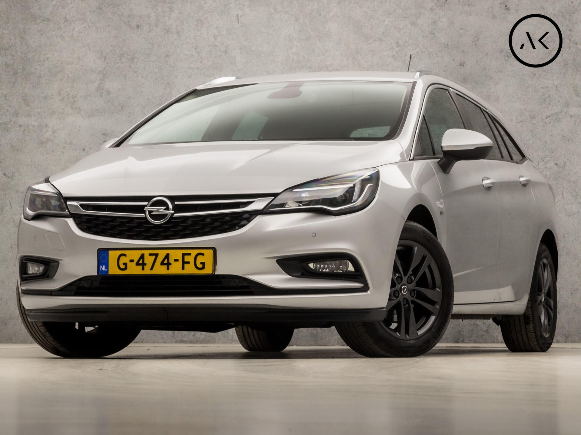 Opel Astra Sports Tourer 1.0 Turbo 120 Jaar Edition (GROOT NAVI, APPLE CARPLAY, CLIMATE, GETINT GLAS, ELEK PAKKET, ARMSTEUN, SPORTSTOELEN, CRUISE, TREKHAAK, NIEUWE APK, NIEUWSTAAT)