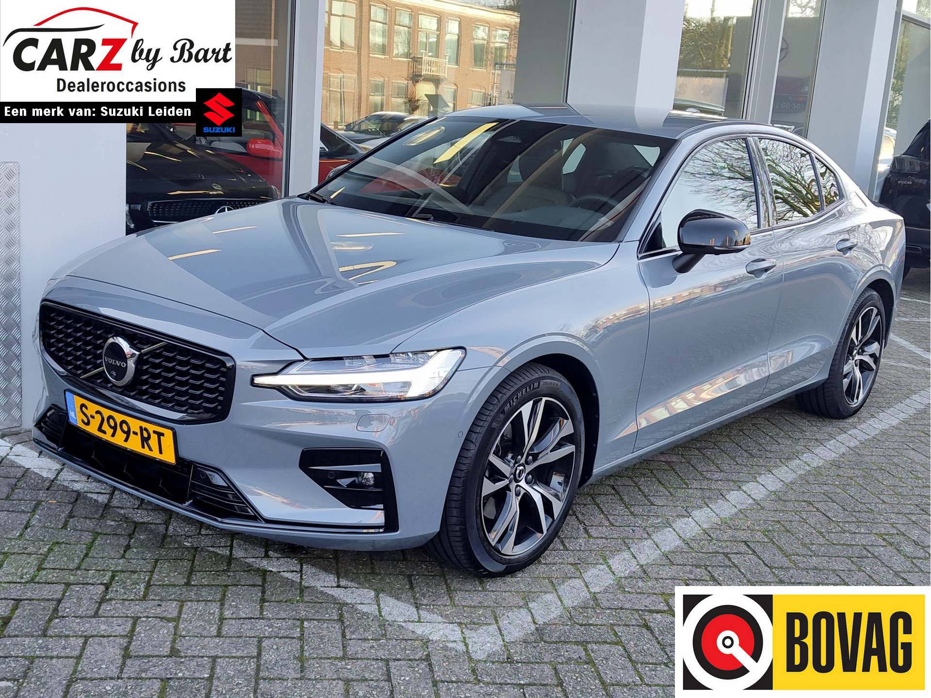 Volvo S60 2.0 B4 PLUS DARK AUTOMAAT Stuurverwarming | 360 Camera | Harman Kardon