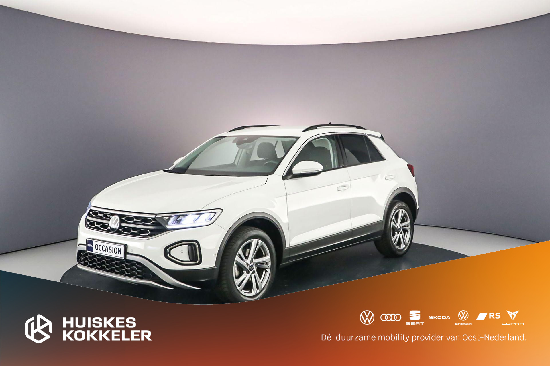 Volkswagen T-Roc Life 75 Edition 1.0 TSI 110pk Adaptive cruise control, Navigatie, Achteruitrijcamera, LED koplampen, Airco, App connect, Parkeersensoren, DAB, Radio