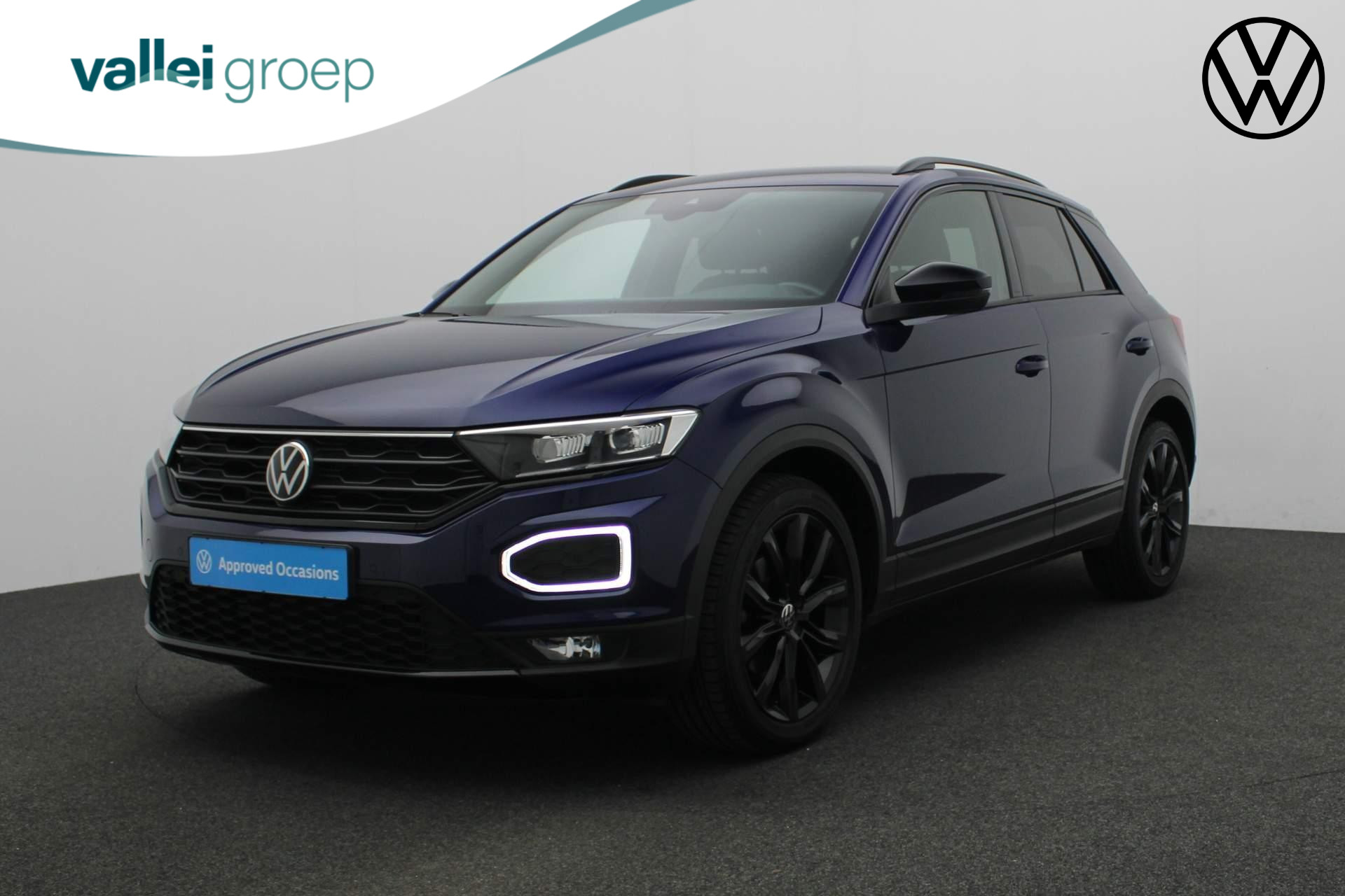 Volkswagen T-Roc 1.5 TSI 150PK DSG Sport Black Style | Trekhaak | Navi | Full LED | Virtual Cockpit | Camera | 18 inch | ACC