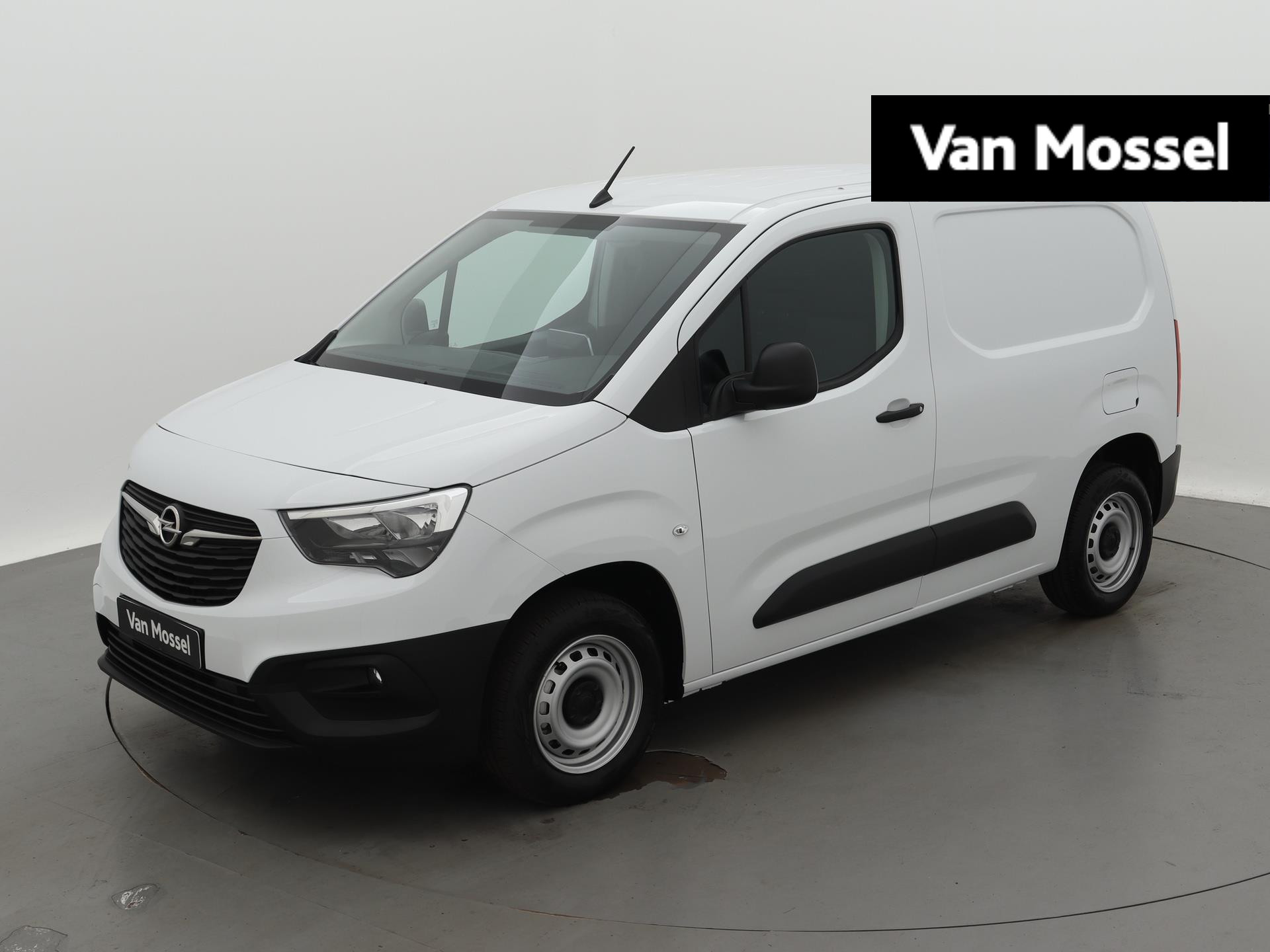 Opel Combo 1.5D L1H1 Standaard | Navigatie | Parkeersensoren | Houten laadvloer