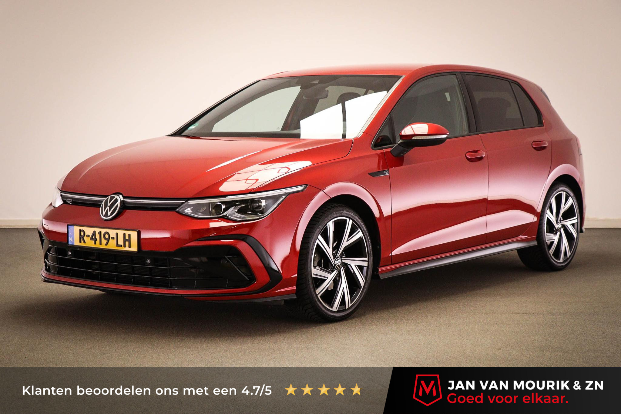 Volkswagen Golf 1.5 eTSI R-Line | WINTER PACK | IQ LIGHT | CAMERA