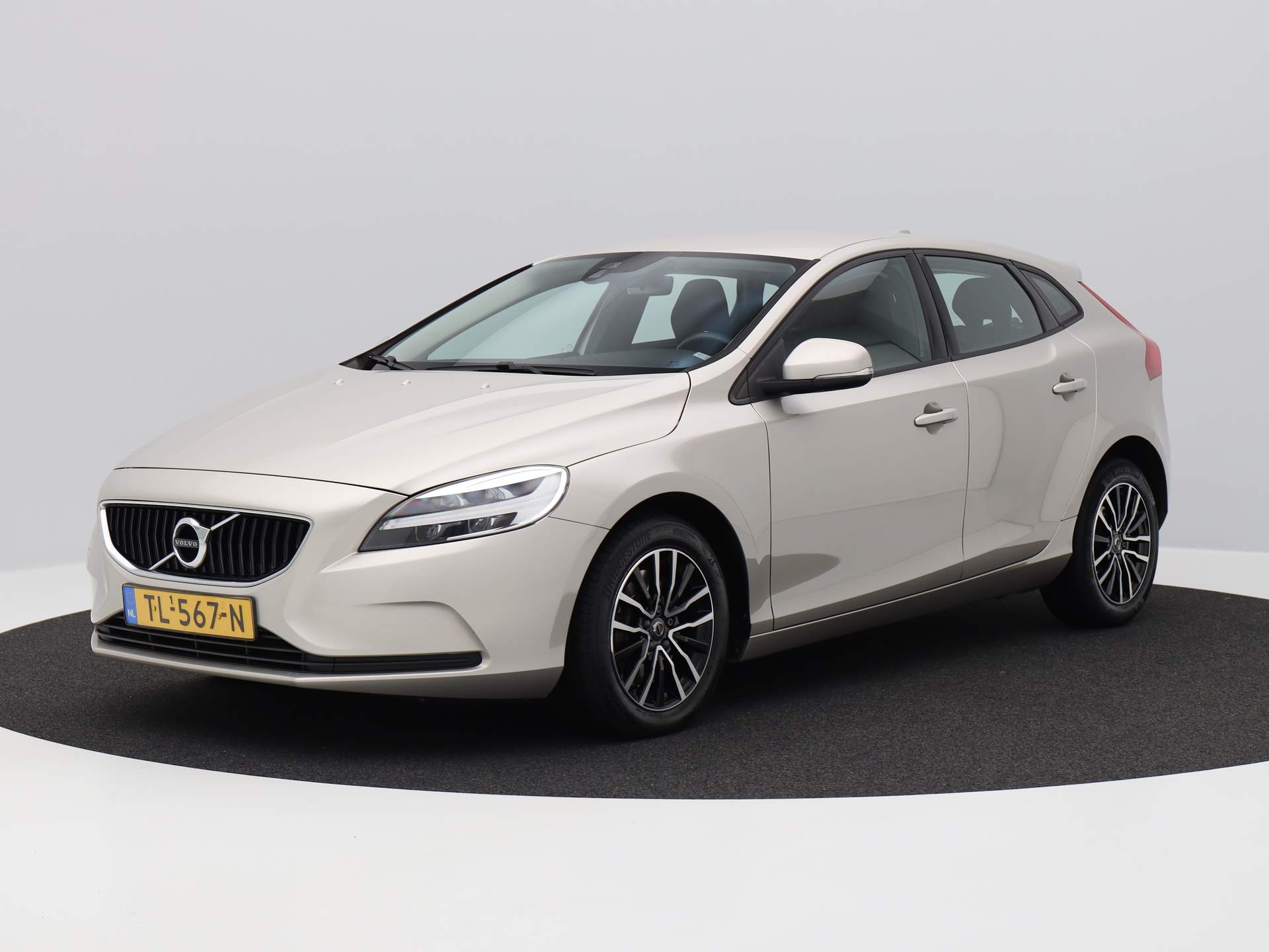 Volvo V40 1.5 T3 150 PK Geartronic Edition+