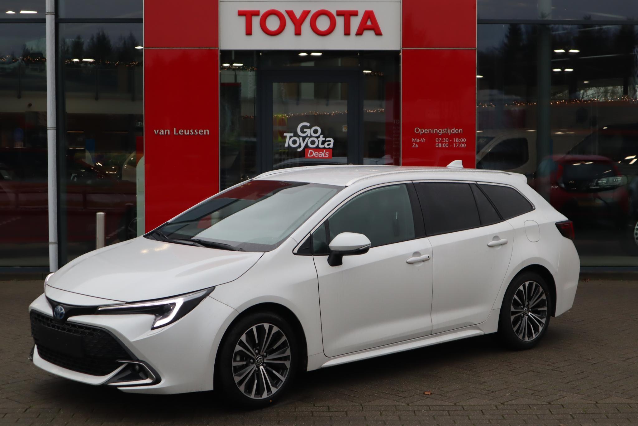 Toyota Corolla Touring Sports 1.8 HYBRID STYLE