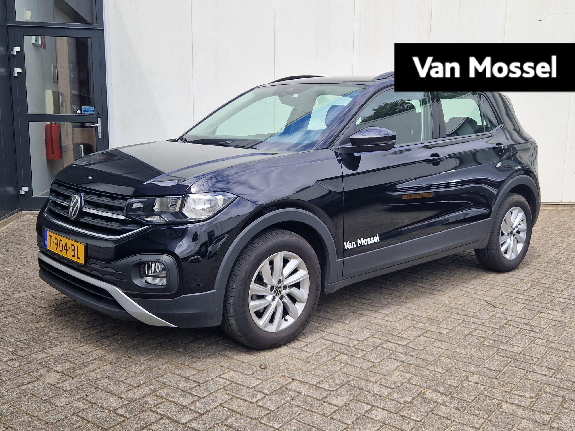 Volkswagen T-Cross 1.0 TSI Life 95 PK | Apple Carplay | Multimedia pakket | Adaptive cruise control | Achteruitrijcamera | Sturing | Lederen stuur | Start/stop systeem |