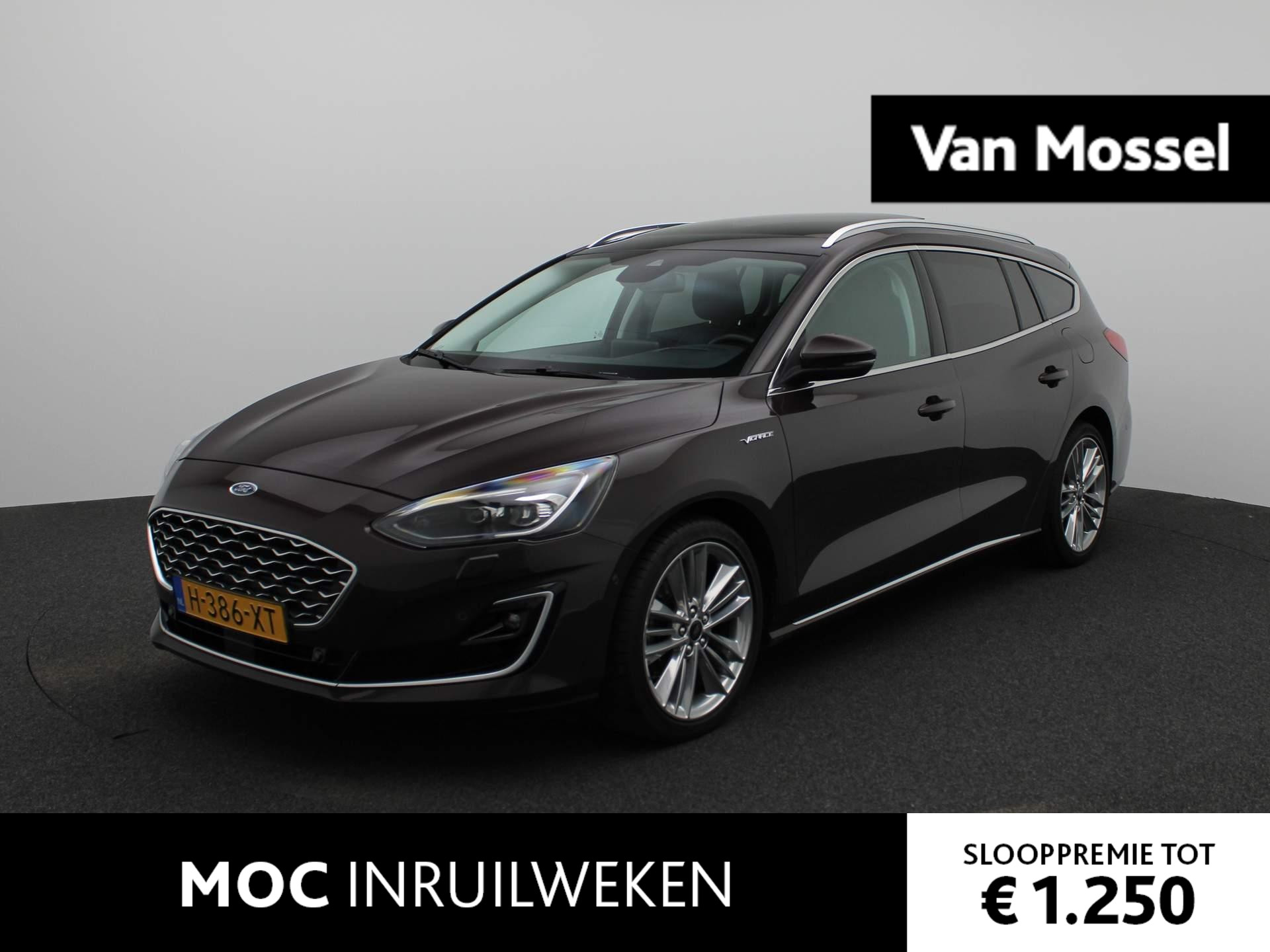 Ford Focus Wagon 1.0 EcoBoost Vignale | Leder | Climate Control | Parkeersensoren | Achteruitrijcamera | Panoramadak |