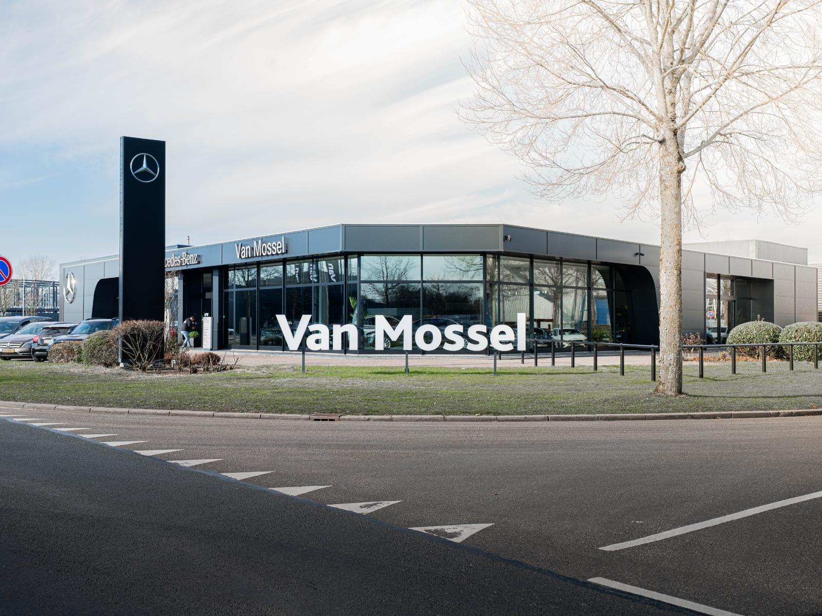 Mercedes-Benz S-Klasse 450 Premium / Stoelverwarming / 360Graden-Camera / Panaroma-schuifdak / Memory-Stoelen / Rij-assistentie / Stoelventilatie /