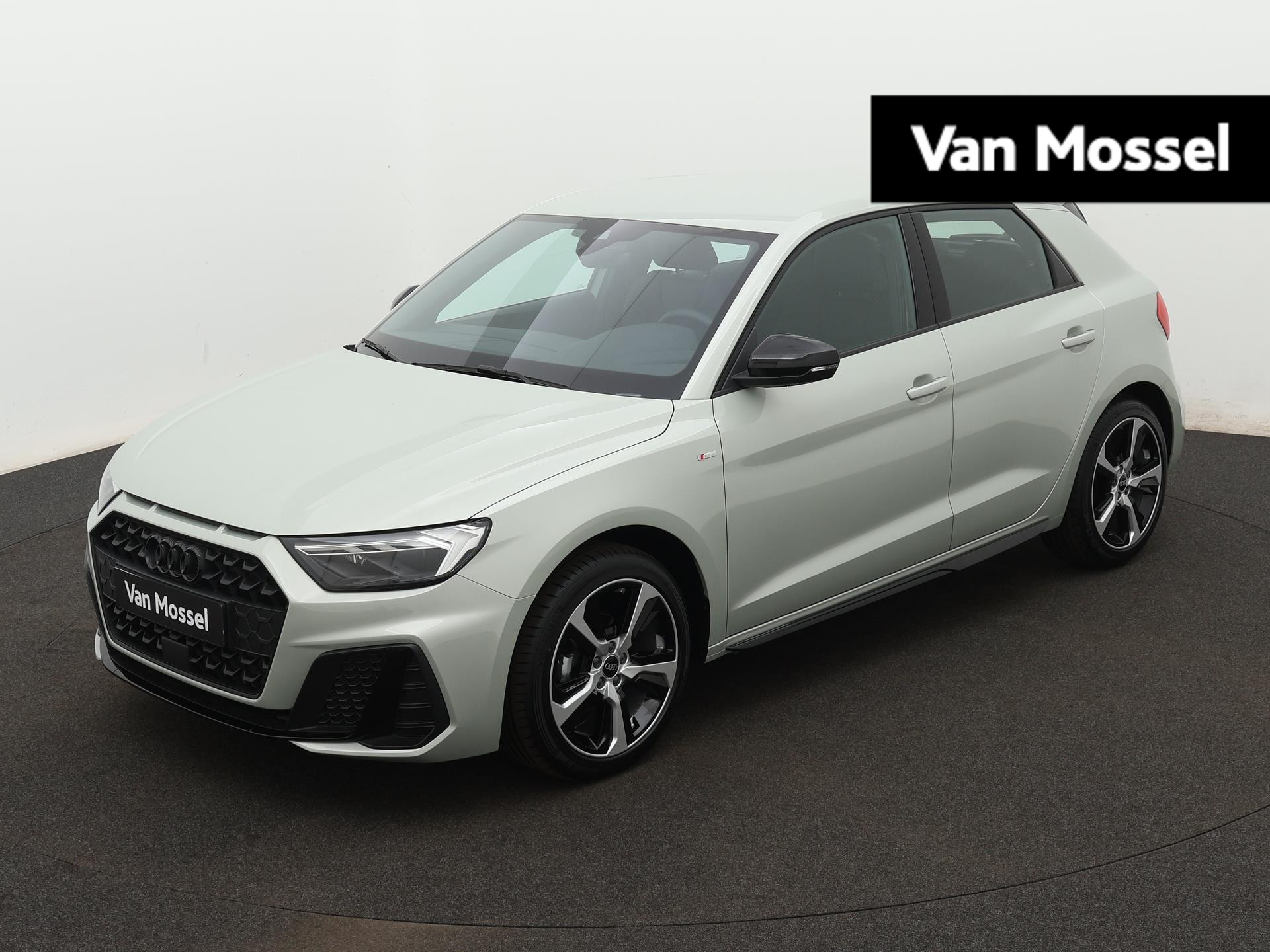 Audi A1 Sportback 25 TFSI S edition 95 PK | Automaat | Climatronic | 3-spaaks Sportstuur | 17 inch lichtmetalen velgen | Contrastpakket | Optiekpakket Zwart plus |