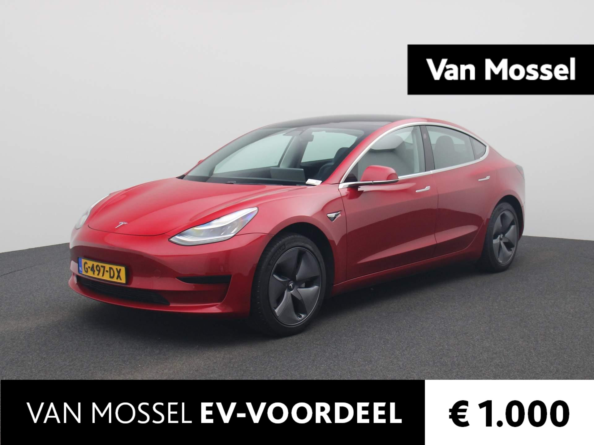 Tesla Model 3 Standard RWD Plus 60 kWh | Automaat | Leder | Trekhaak | Navigatie | Climate control | Camera | Parkeer sensoren | Panorama dak  | LED |