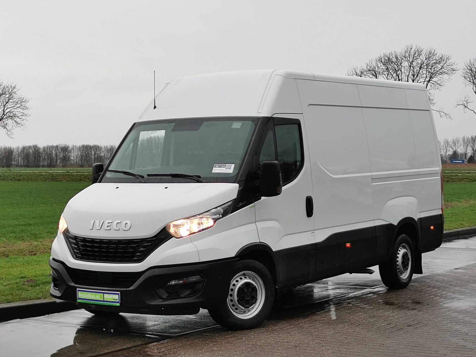 Iveco Daily 35S12V 2.3 352 L2H2 Airco 116PK Euro6 1e Eigenaar!