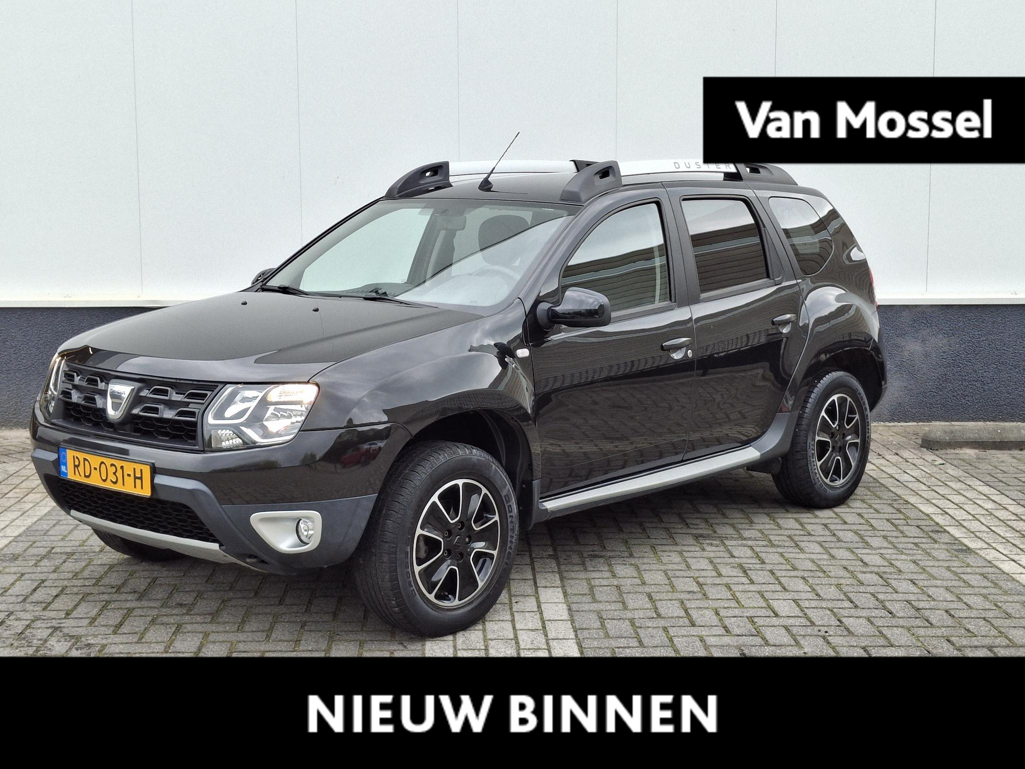 Dacia Duster 1.2 TCe 4x2 Blackshadow | Achteruitrijcamera | Trekhaak | Airco | Leder | Navigatie | Incl. set winterbanden met velg