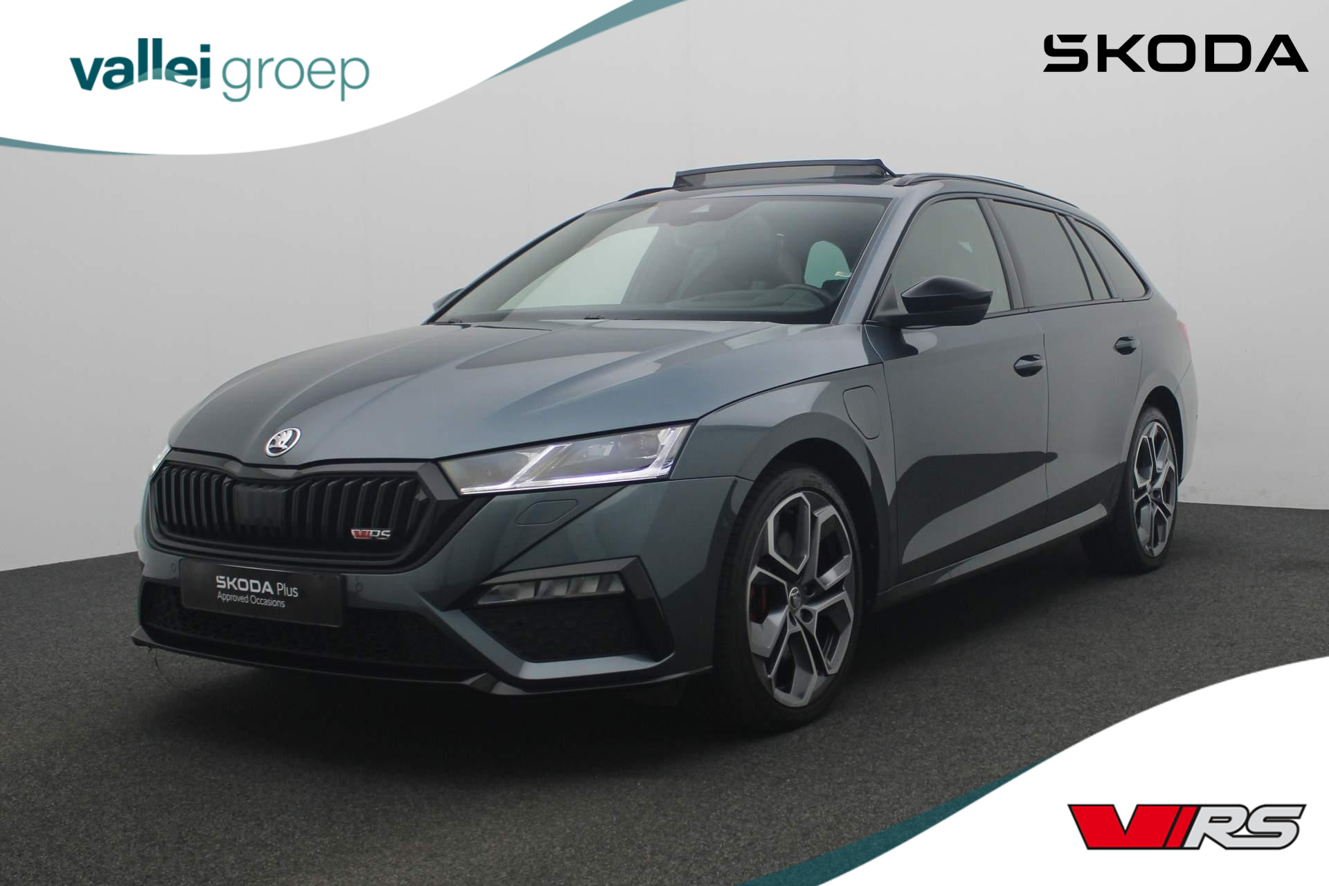 Škoda Octavia Combi 1.4 TSI 245PK DSG RS iV PHEV Business | Pano | Adaptief onderstel | Elektr. voorstoelen met geheugen/massage | Leder/alcantara | HUD | Matrix LED | Keyless | Camera | 19 inch | Navi | ACC