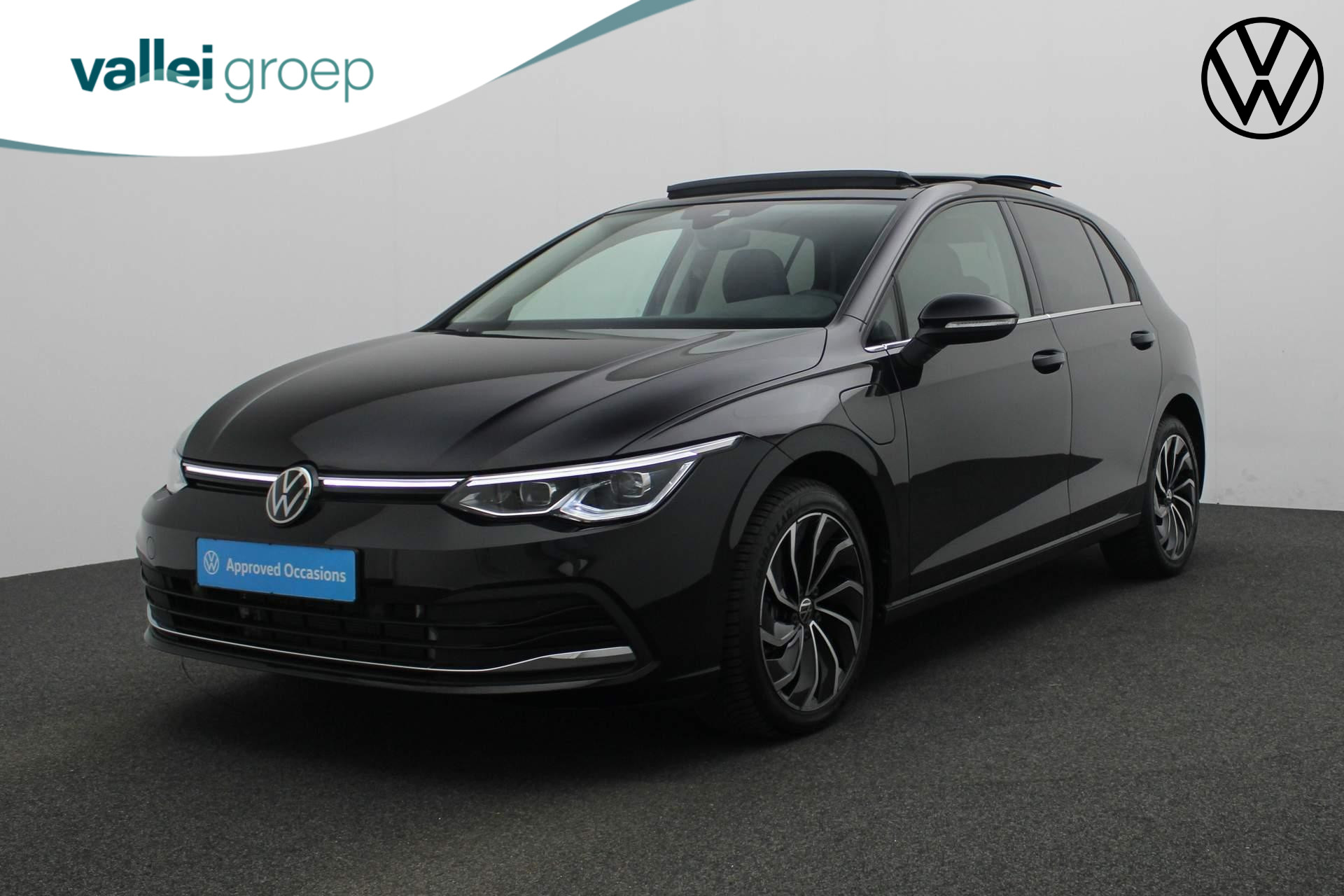 Volkswagen Golf 1.4 204PK DSG eHybrid Style | Pano | Geheugen-/massagestoel | Stuur-/stoelverwarming | Camera | Navi | ACC | Keyless | Alcantara