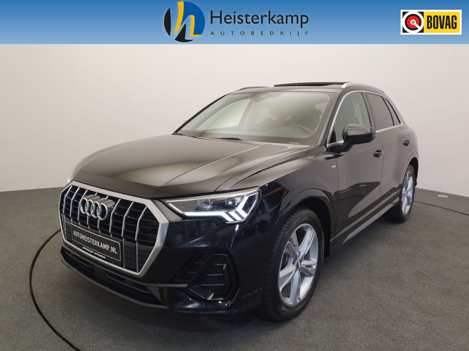 Audi Q3 35 TFSI 150pk S-Tronic S-Line Wegklapbare trekhaak, Panoramadak, Camera