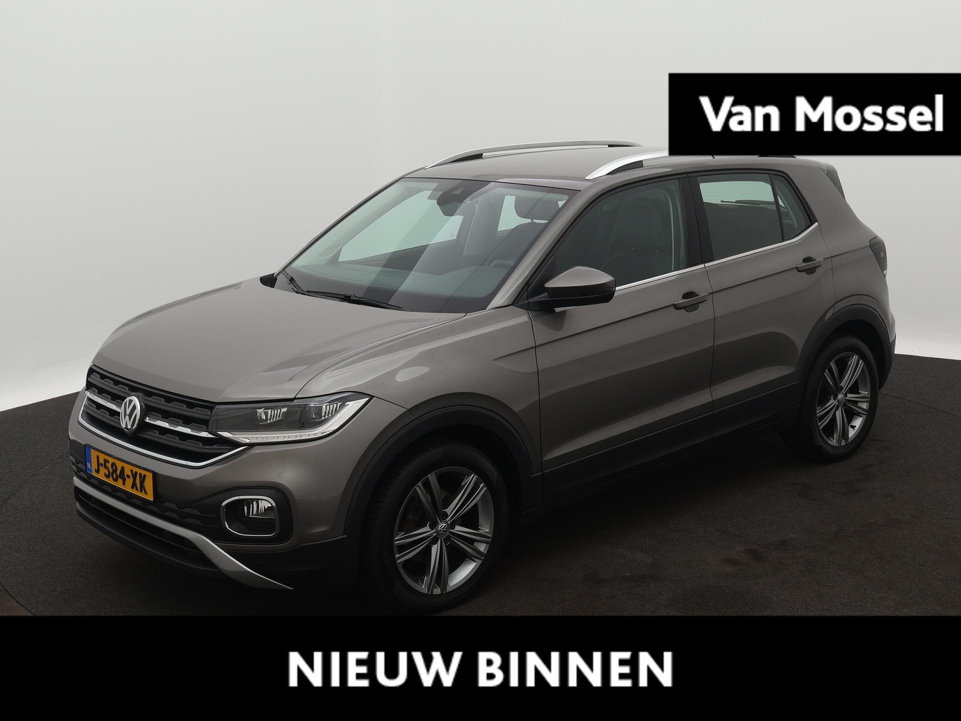 Volkswagen T-Cross 1.0 TSI Style | Automaat | Navigatie | Stoelverwarming | Trekhaak | LED Verlichting | Carplay