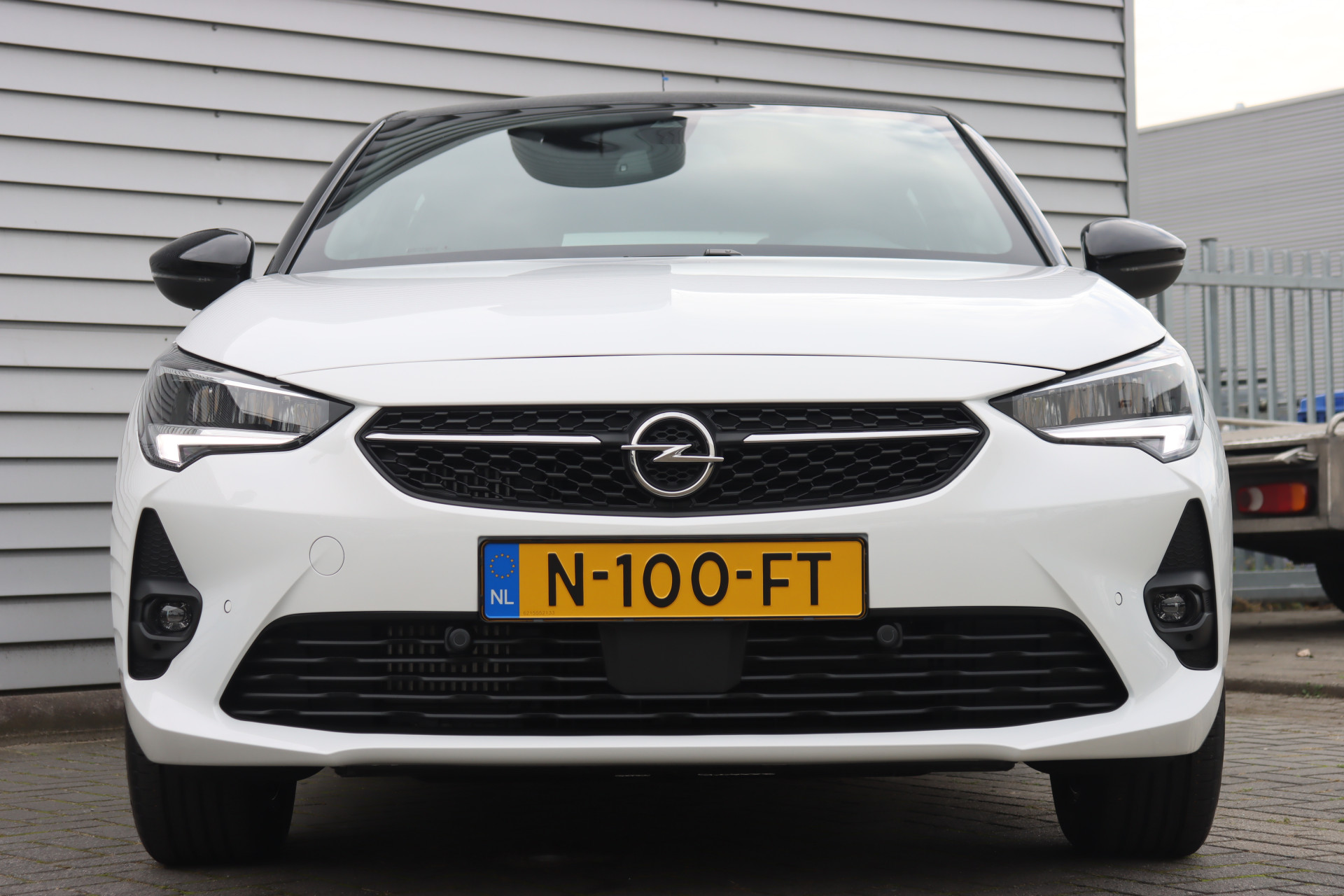 Opel Corsa 1.2 GS Line (CAMERA/PDC V-A/NAV./DIRECT MEE!!/NIEUW!/NU met € 3.540,- KORTING)