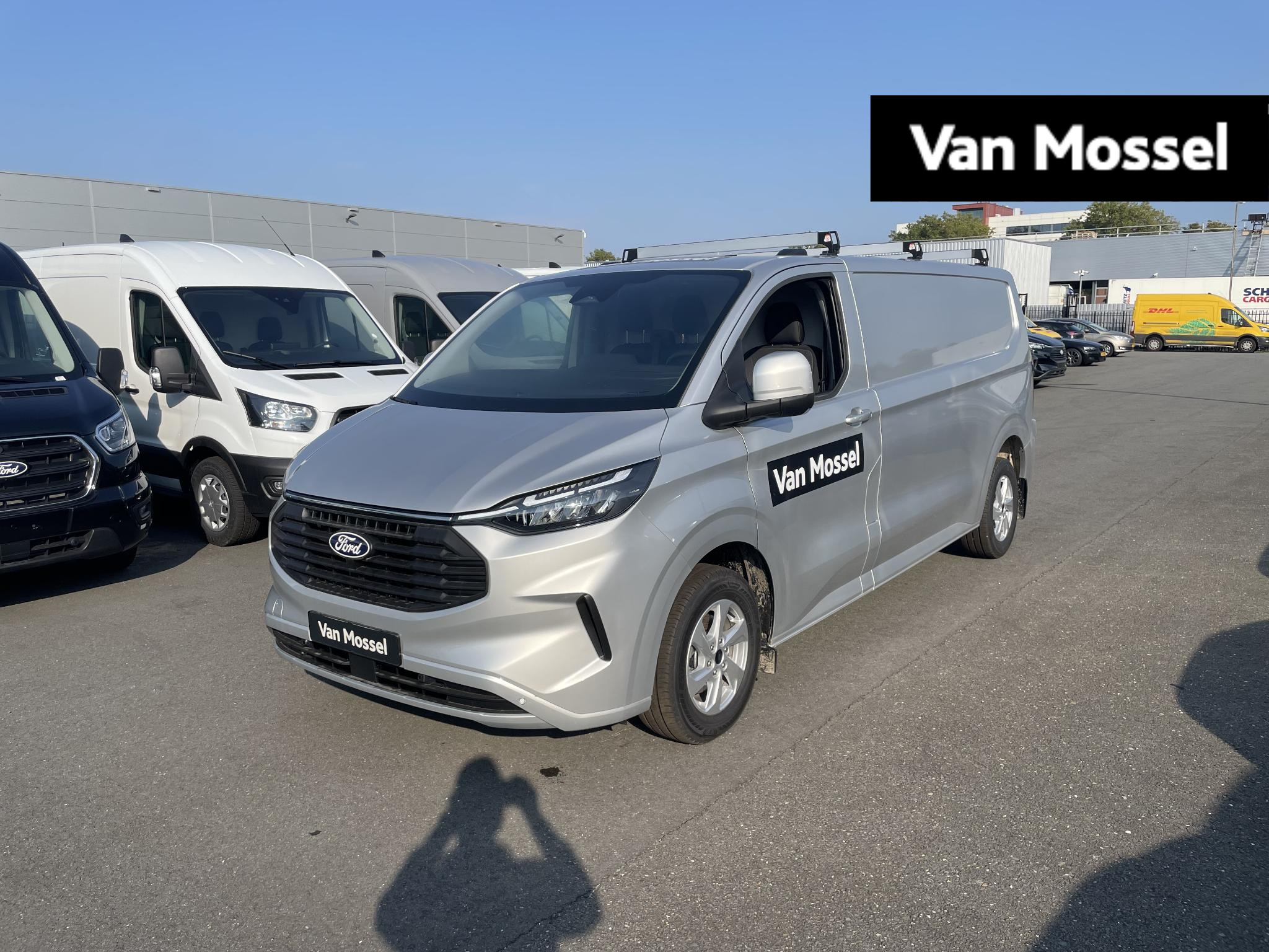 Ford Transit Custom 300 2.0 TDCI L2H1 Limited | NIEUW UIT VOORRAAD | Trekhaak | imperiaal | Driver assistance Pack