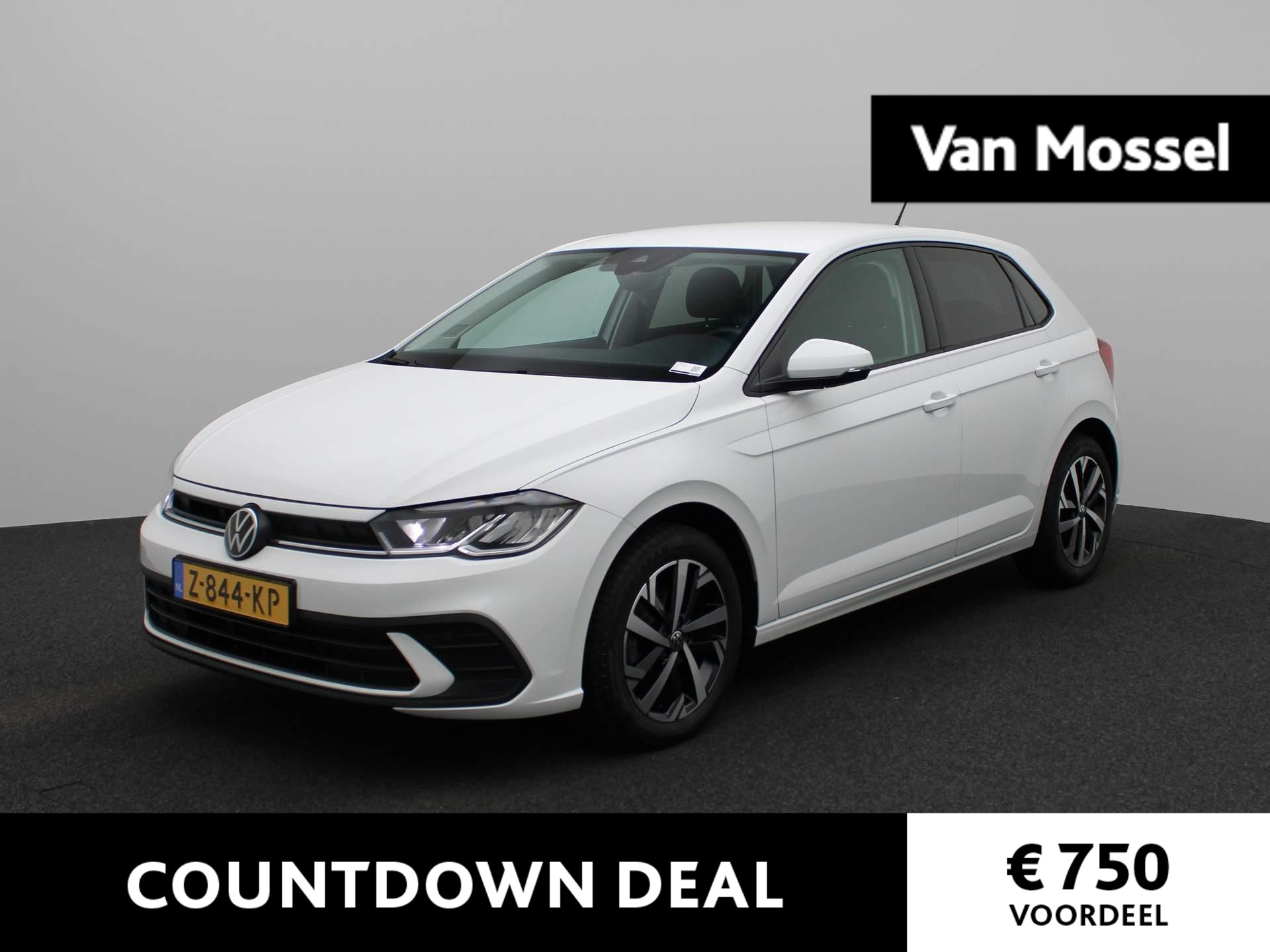 Volkswagen Polo 1.0 TSI Life Business 95 PK DSG | Automaat | Apple Carplay | Achteruitrijcamera | Navigatie | Digital Cockpit | Getinte Ruiten | Lichtmetalen Velgen | Climate Control | Adaptive Cruise Control |