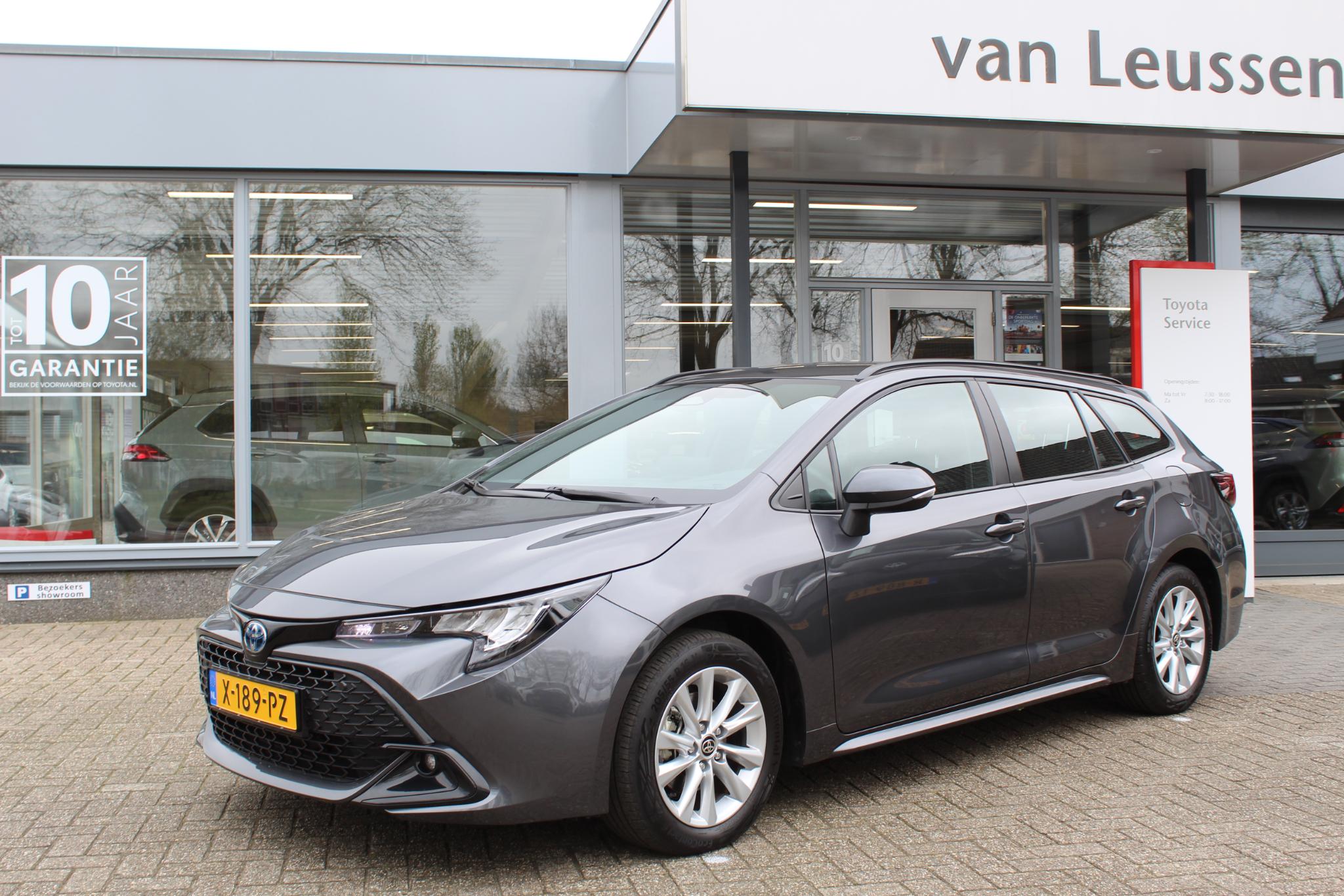 Toyota Corolla Touring Sports HYBRID 140 NAVI 16'' LM-VELGEN AD-CRUISE CLIMA APPLE/ANDROID CAMERA BLUETOOTH NL-AUTO