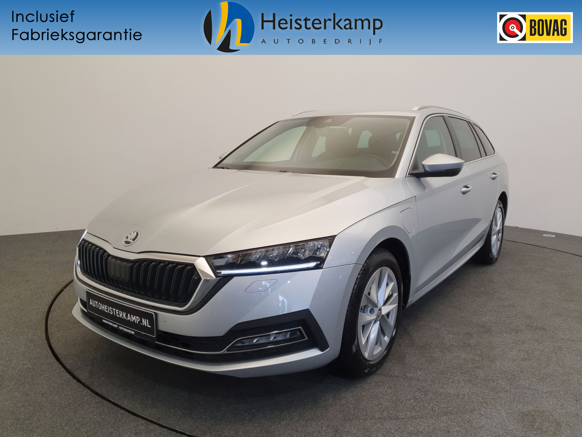 Škoda Octavia Combi 1.4 TSI 204pk DSG/AUT iV PHEV Business Edition Wegklapbare trekhaak, Camera