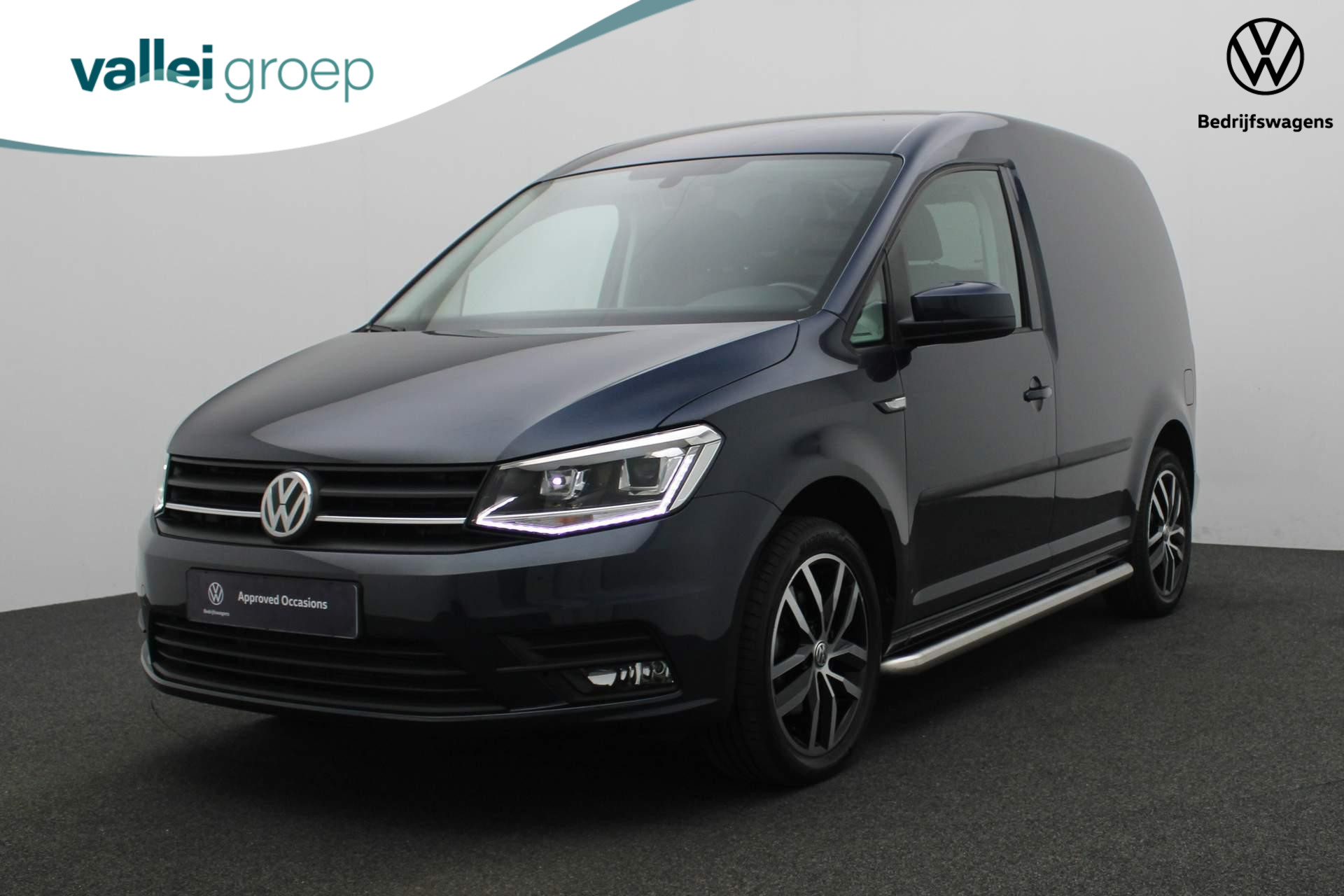 Volkswagen Caddy 2.0 TDI 102PK DSG L1H1 BMT C-Edition | Navi | Trekhaak | Lat om lat | Xenon | 17 inch | ACC | Parkeersensoren achter | Apple Carplay / Android Auto | Alarm