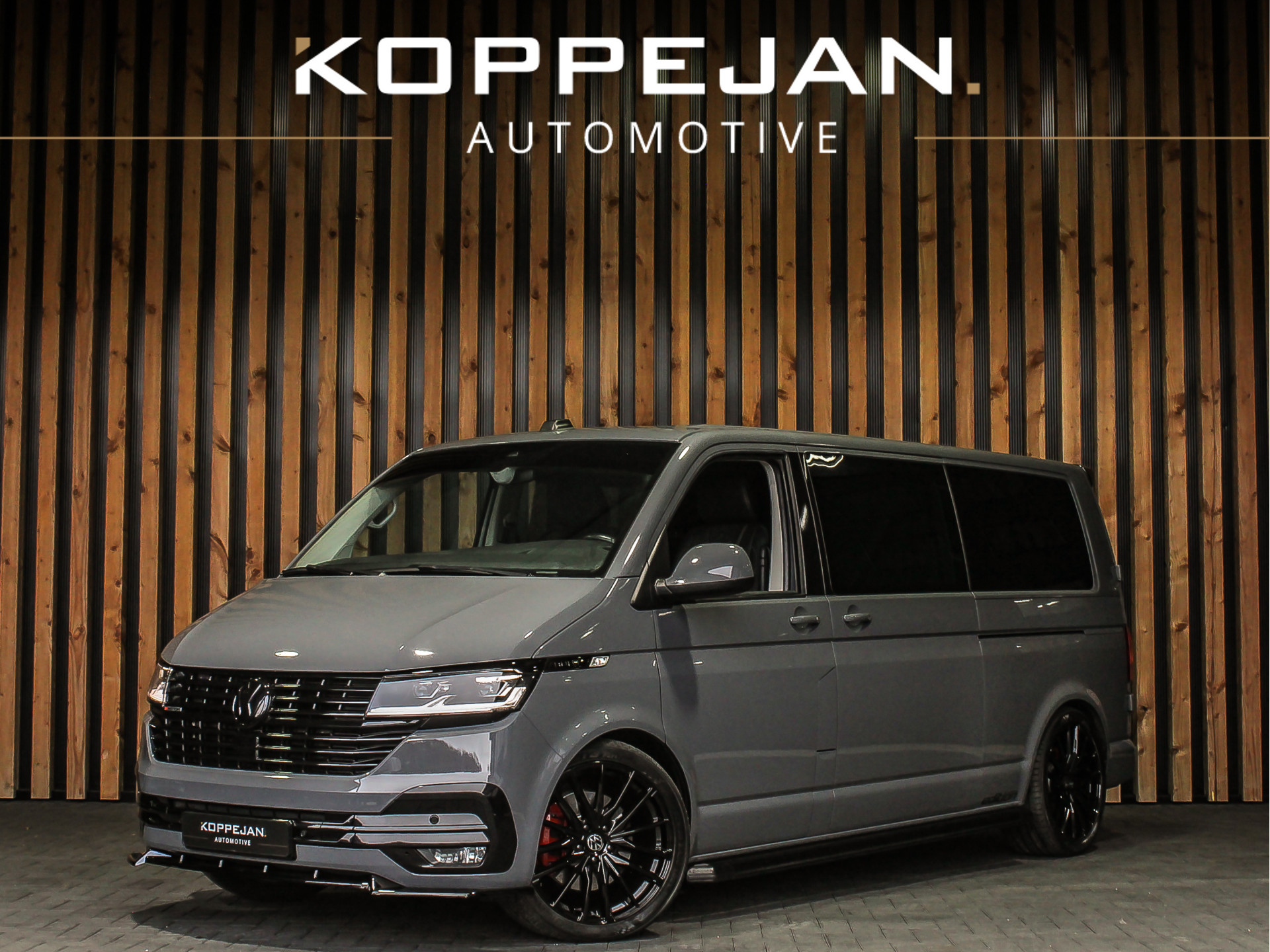 Volkswagen Transporter 2.0 TDI 204PK DSG 4Motion Dubbele Cabine | BULLI | ELECTRISCHE SCHUIFDEUREN | LEDER | LED KOPLAMPEN | STOELVERWARMING |