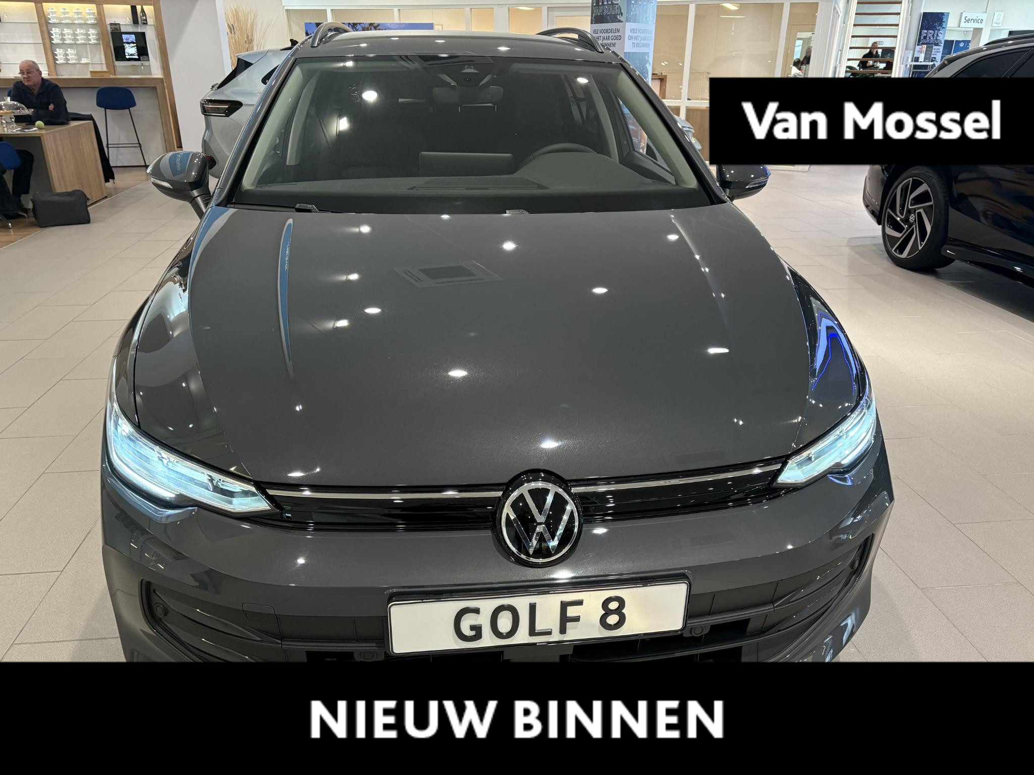 Volkswagen Golf Variant 1.5 TSI Life Edition |Direct leverbaar | Parkeersensoren voor & achter | Climatronic | Sfeerverlichting | Achteruitrijcamera