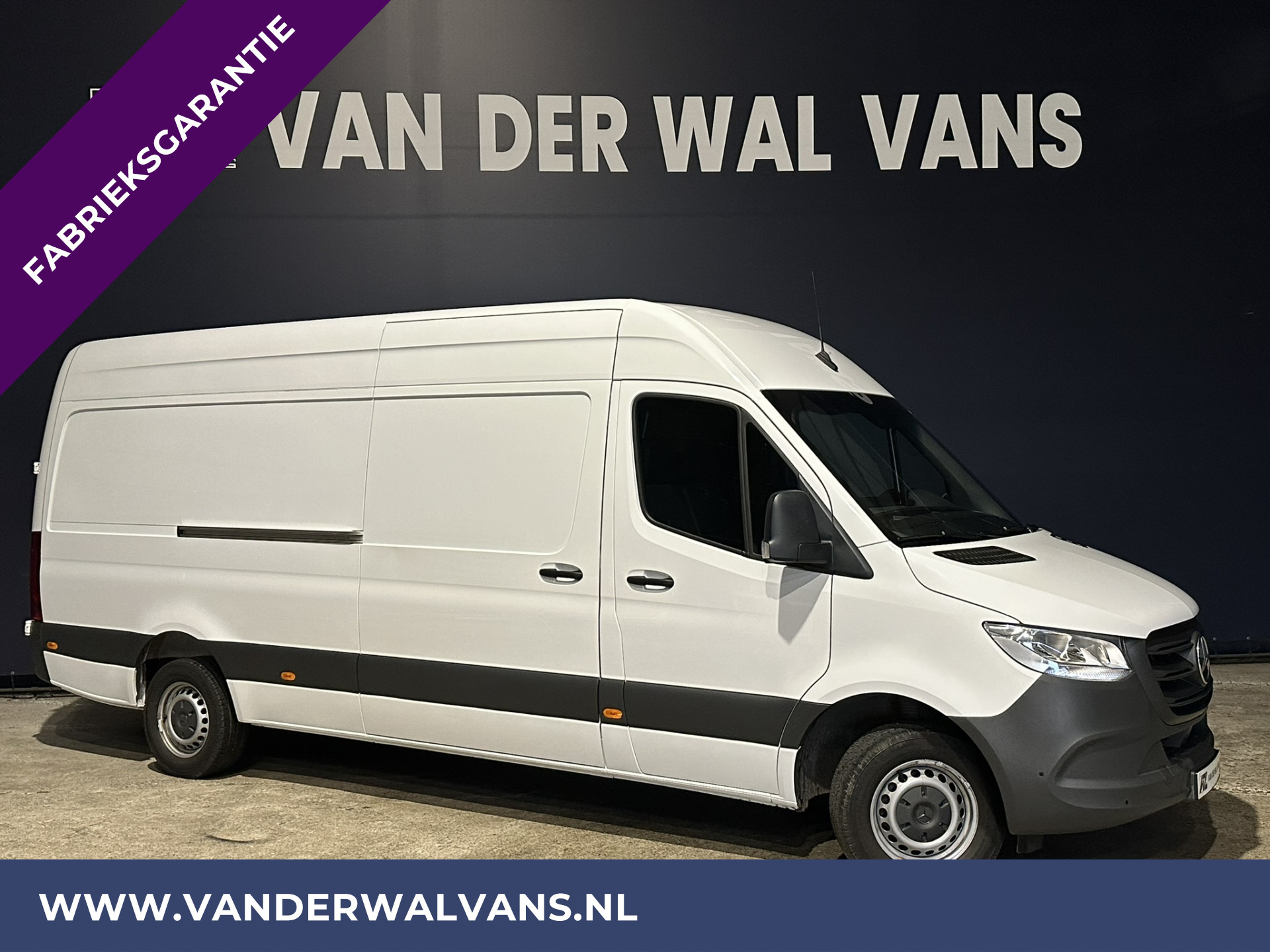 Mercedes-Benz Sprinter 317 CDI 170pk L3H2 Fabrieksgarantie Euro6 Airco | Camera | Apple Carplay | Cruisecontrol Android Auto, Parkeersensoren, Bijrijdersbank | Stoelverwarming | MBUX