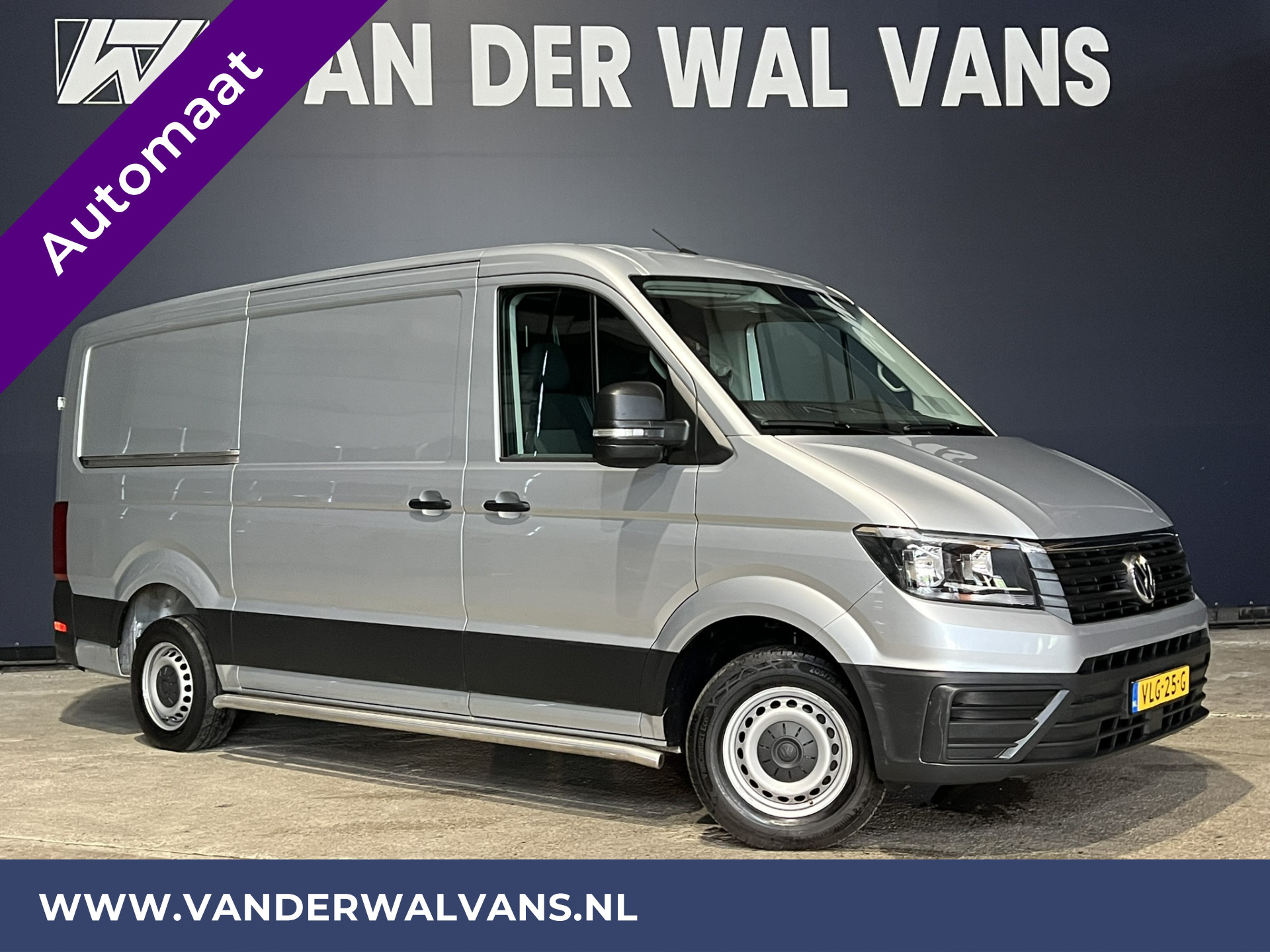 Volkswagen Crafter 2.0 TDI 141pk Automaat L3H2 L2H1 Euro6 Airco | 2x Zijdeur | Camera | Navigatie Apple Carplay, Android Auto, Cruisecontrol, Bijrijdersbank, 3000kg trekvermogen