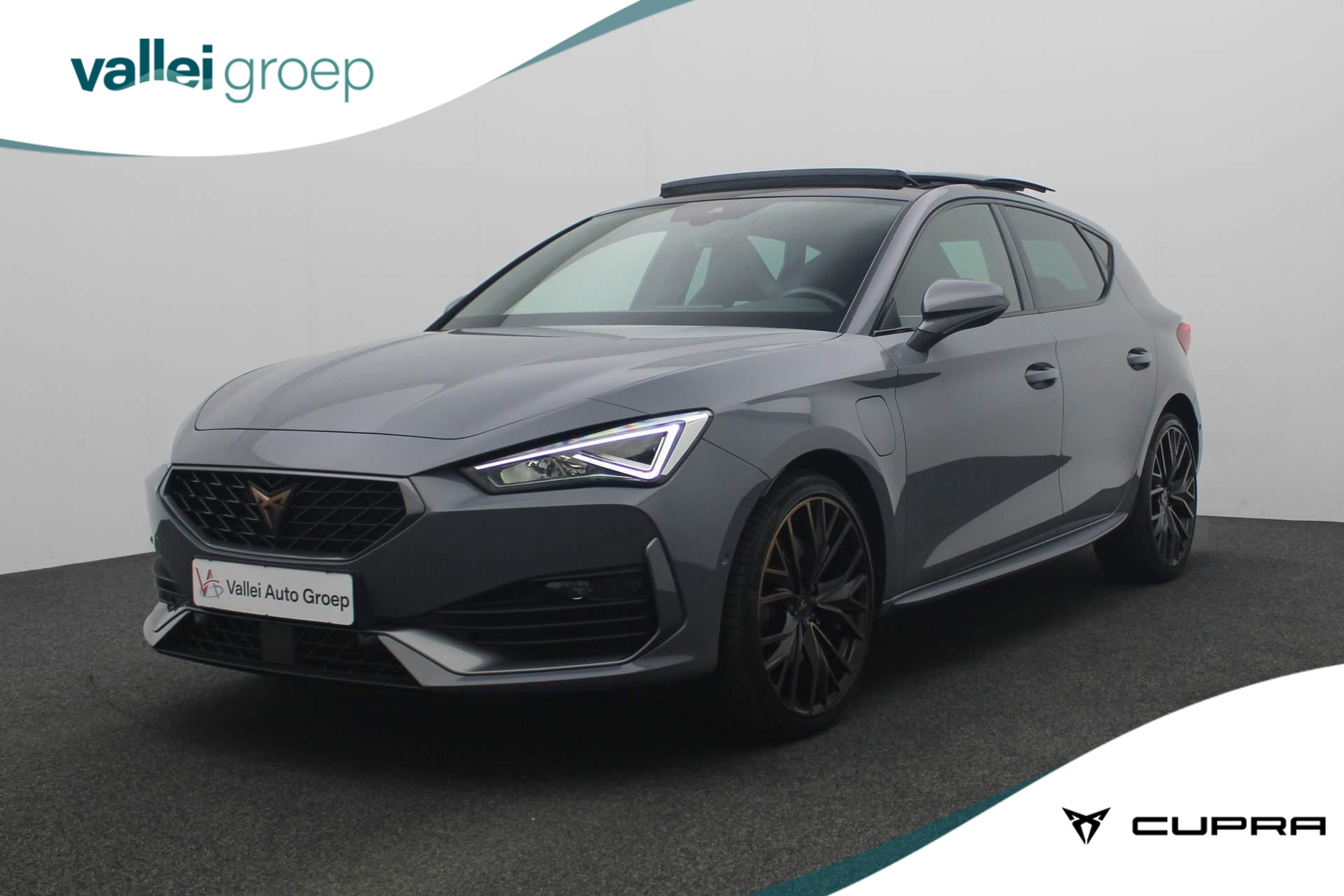 CUPRA Leon 1.4 245PK DSG e-Hybrid VZ | Pano | Supersport stuur | Geheugenstoel | Camera | Navi | ACC | Keyless