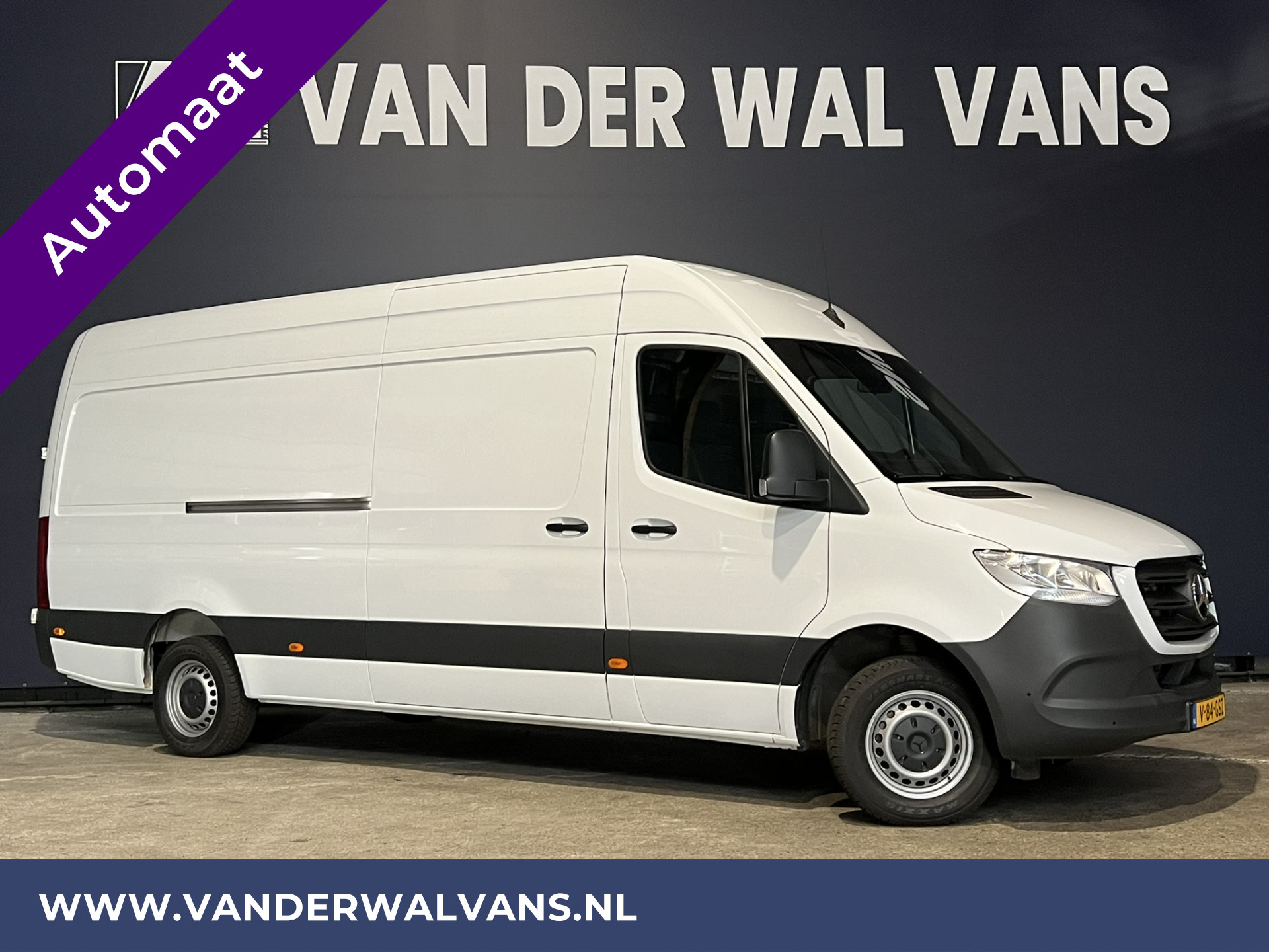 Mercedes-Benz Sprinter 317 CDI 170pk 9G-Tronic Automaat L3H2 Fabrieksgarantie Euro6 Airco | Camera | Navigatie | Cruisecontrol Parkeersensoren, cruisecontrol, Chauffeursstoel, Stoelverwarming, Bijrijdersbank