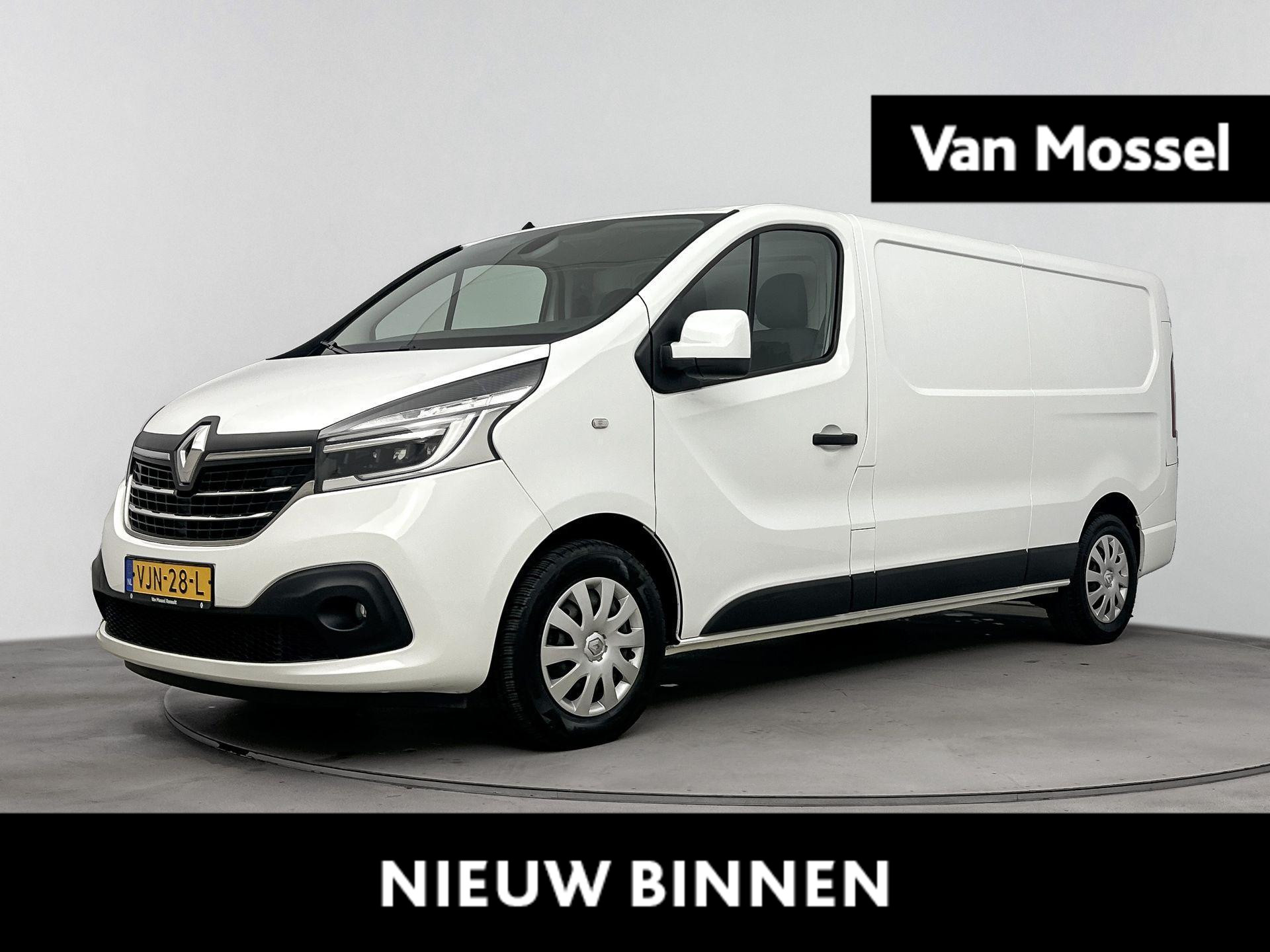 Renault Trafic 2.0 dCi 120 T29 L2H1 Comfort | Trekhaak | Betimmering | Achteruitrijcamera | Navigatie | Climate Control | LED