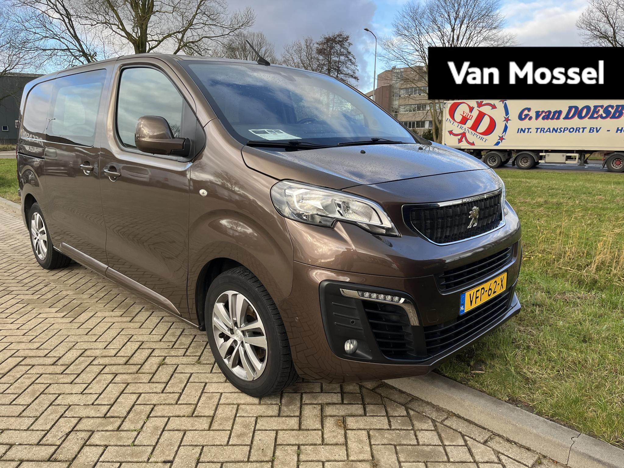 Peugeot Expert 2.0 BlueHDI 120 Standard Asphalt | Automaat | Camera | Navigatie | Trekhaak