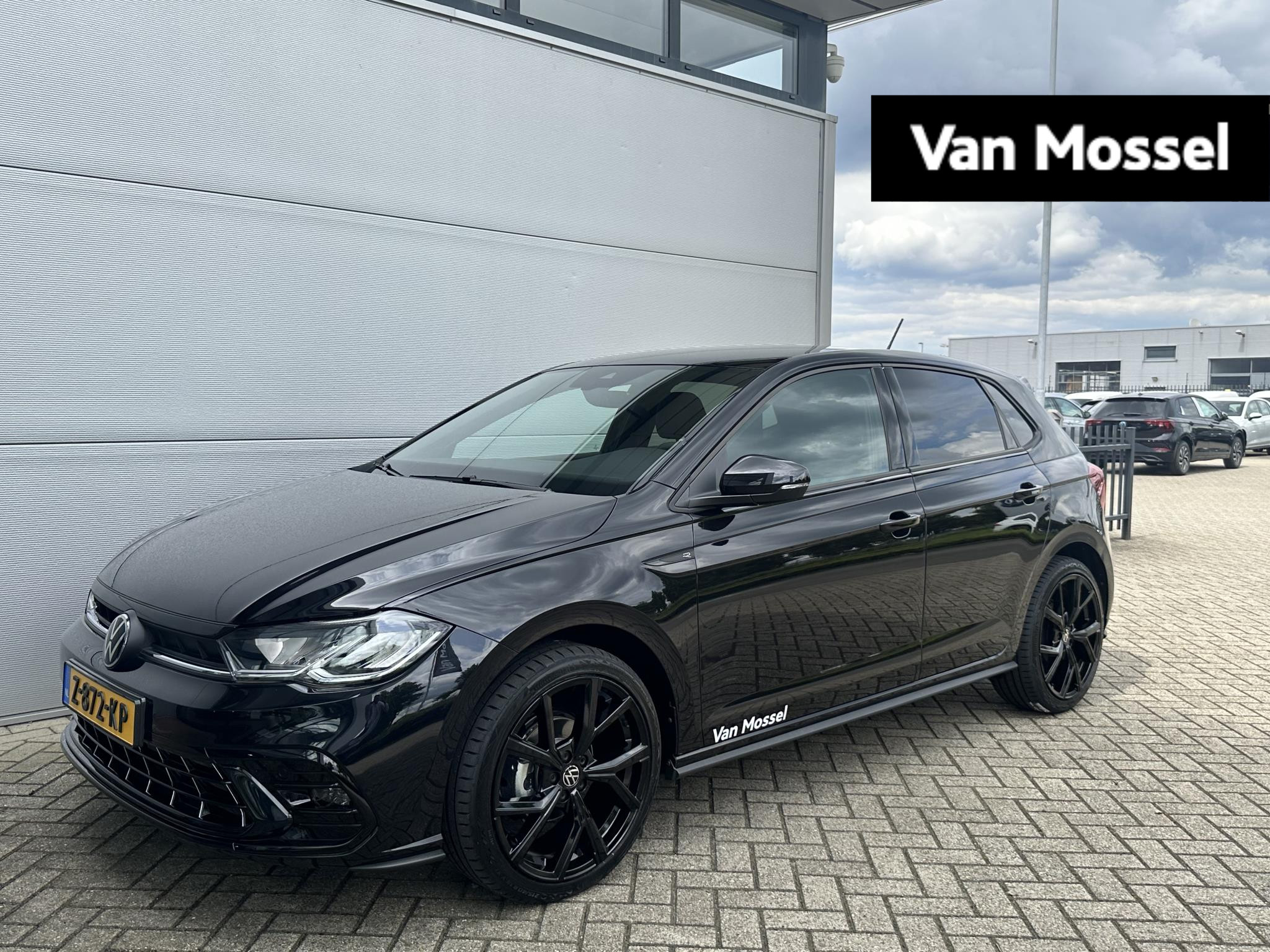 Volkswagen Polo 1.0 TSI R-Line | Adaptieve cruise control | Achteruitrijcamera | Climate control | 18 inch lichtmetalen velgen | Apple carplay/android auto |