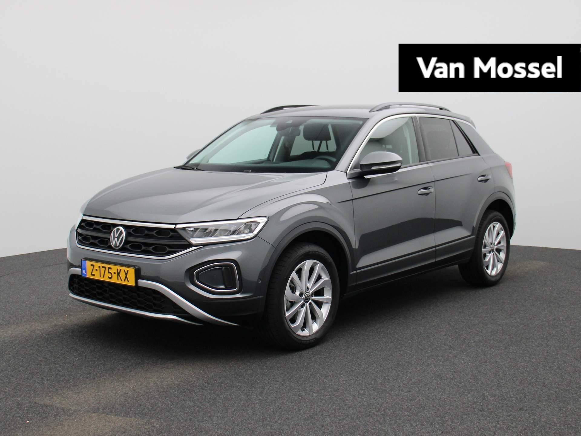 Volkswagen T-Roc 1.0 TSI Life | Airco | Apple carplay | Parkeersensoren Voor/Achter | LED | Camera | 17 Inch Velgen |