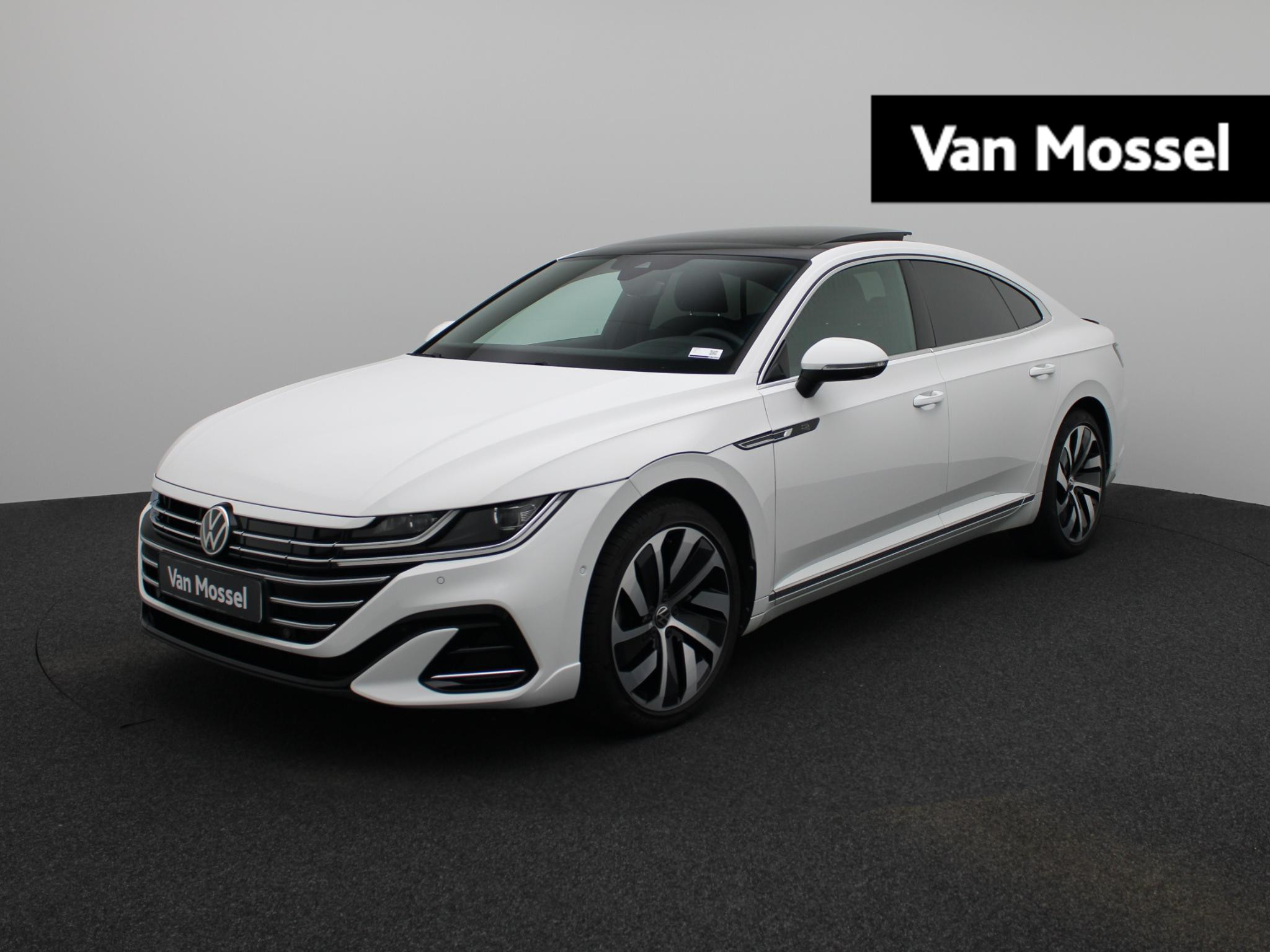 Volkswagen Arteon 1.4 TSI eHybrid R-Line Business+ 218 PK | Trekhaak | Automaat | Panoramaschuif-kanteldak | 360 Graden Camera | Headp-Up Display