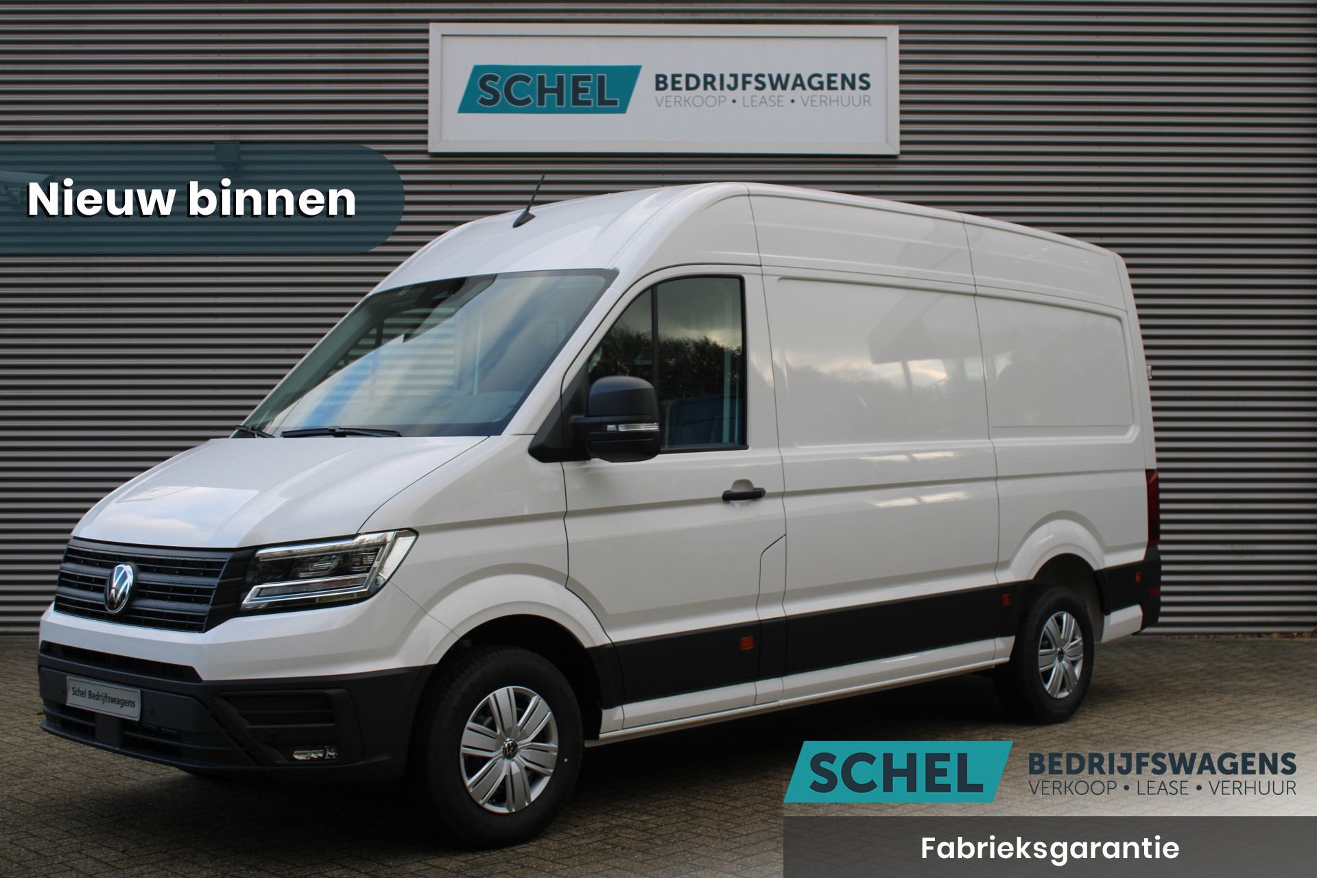 Volkswagen Crafter 35 2.0 TDI L3H3 177pk - Facelift - Navigatie - LED - Geveerde stoel - Virtual cockpit - Camera - Trekhaak - Stoelverwarming - Rijklaar