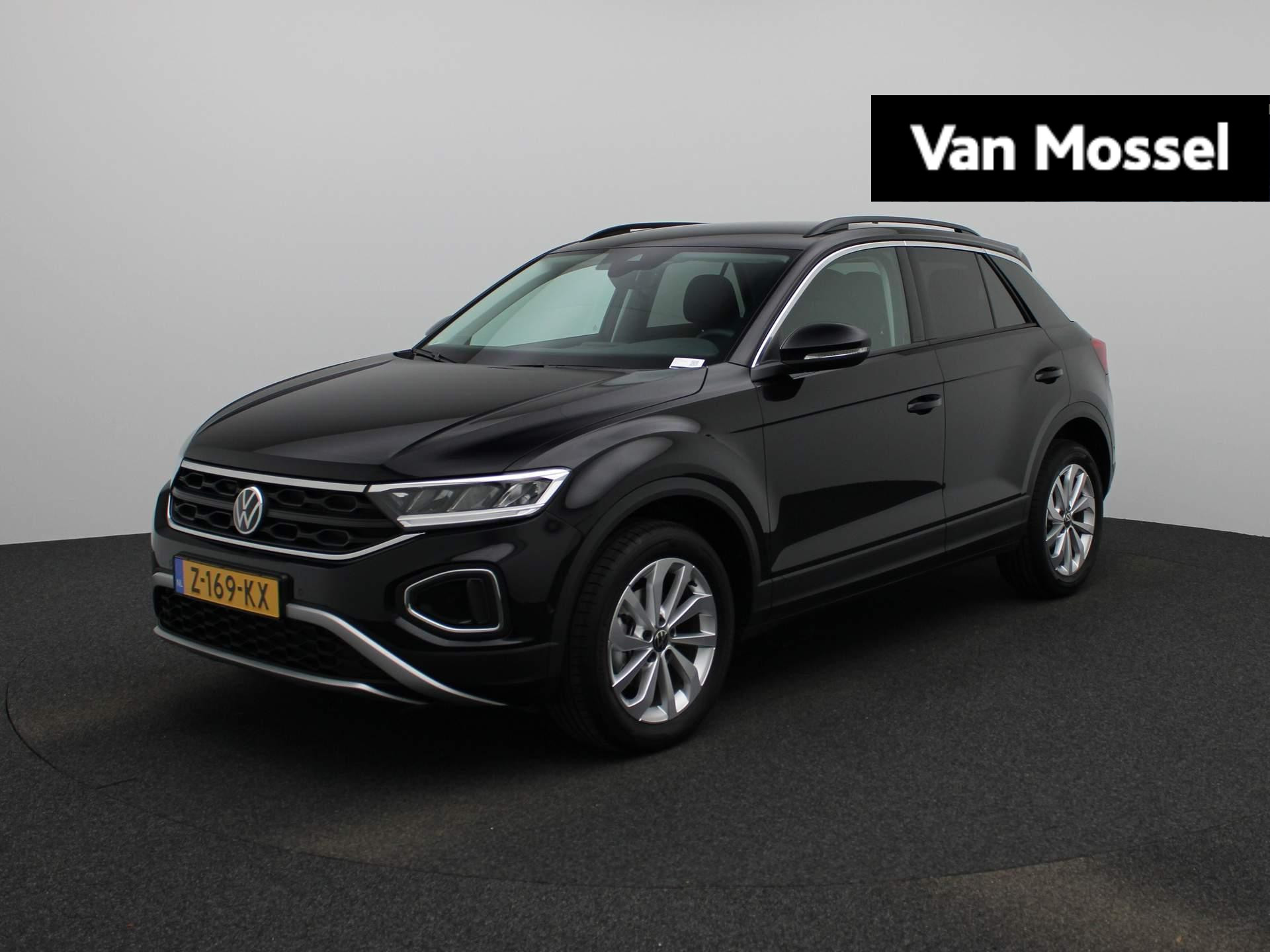 Volkswagen T-Roc 1.0 TSI Life | Airco | Apple Carplay | Parkeersensoren | Camera | Cruise Control | 17 Inch Velgen |