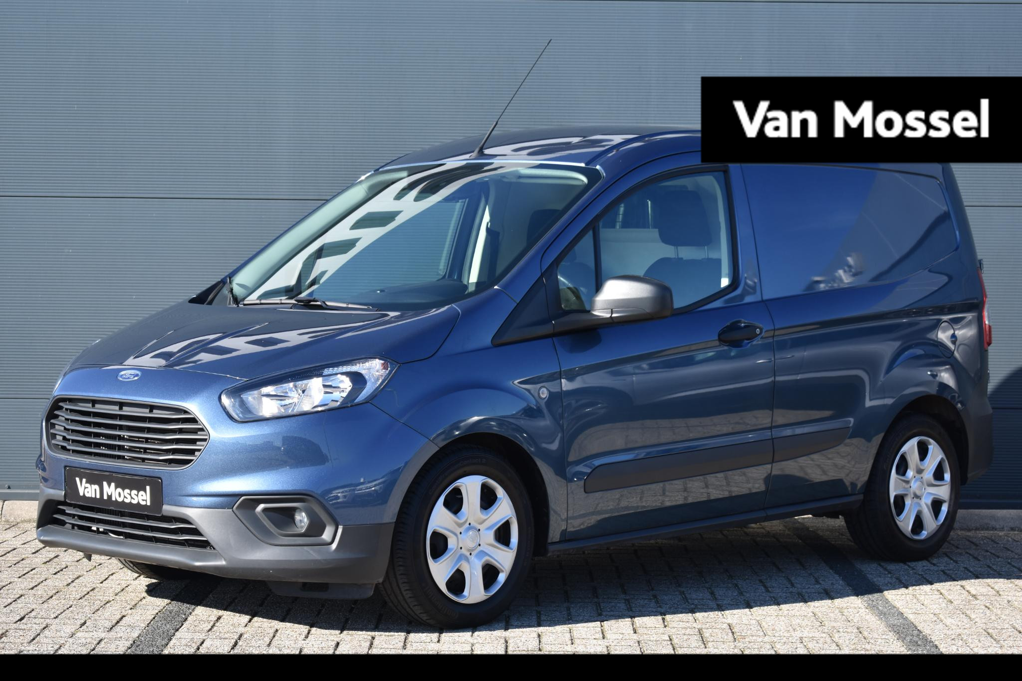 Ford Transit Courier 1.0 Trend EcoBoost S&S 74pk | Achteruitrijcamera | Airco | DAB-Radio | Bluetooth