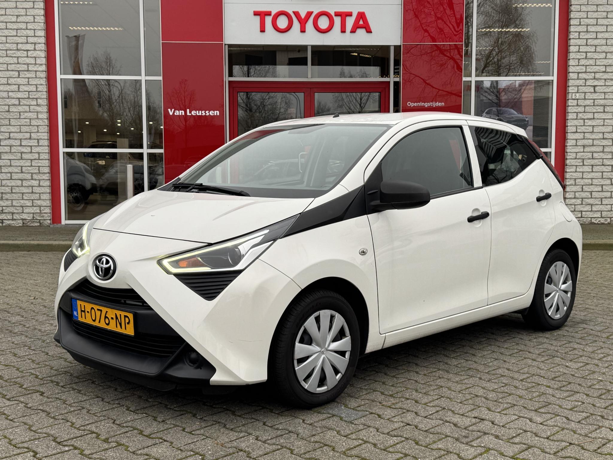 Toyota Aygo X-FUN AIRCO ELEK-RAMEN BLUETOOTH RADIO USB NL-AUTO