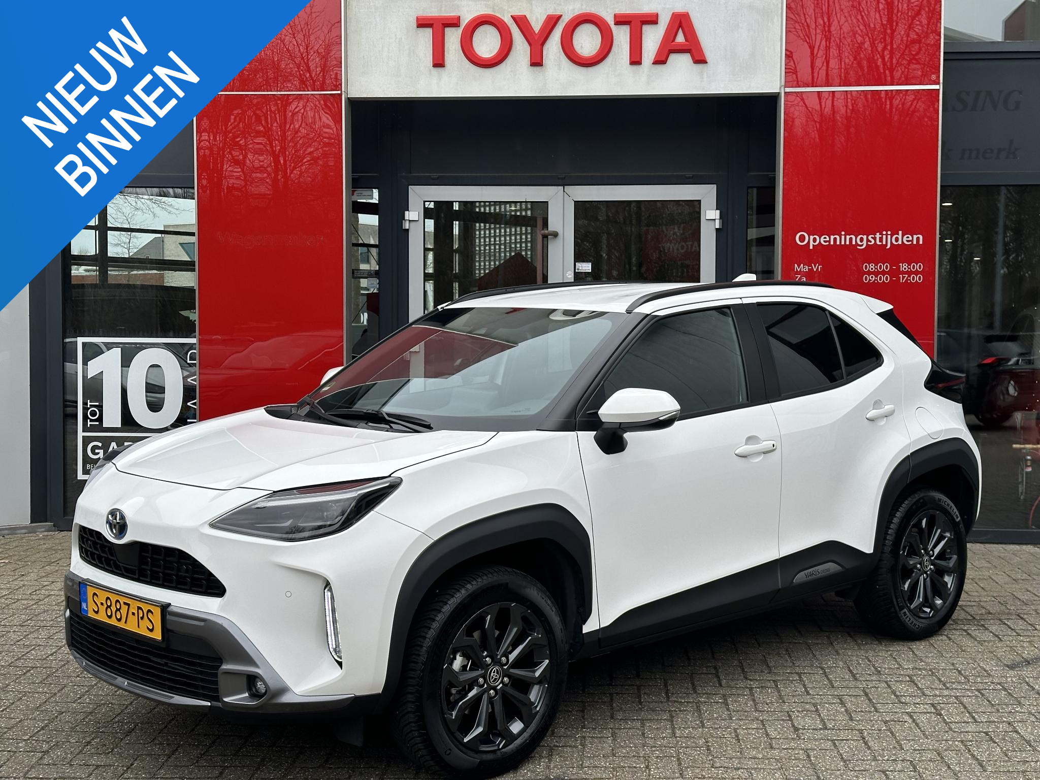 Toyota Yaris Cross 1.5 HYBRID EXPLORE 4 SEIZOENEN BANDEN STOEL VERW. ADAP CRUISE CONTROL