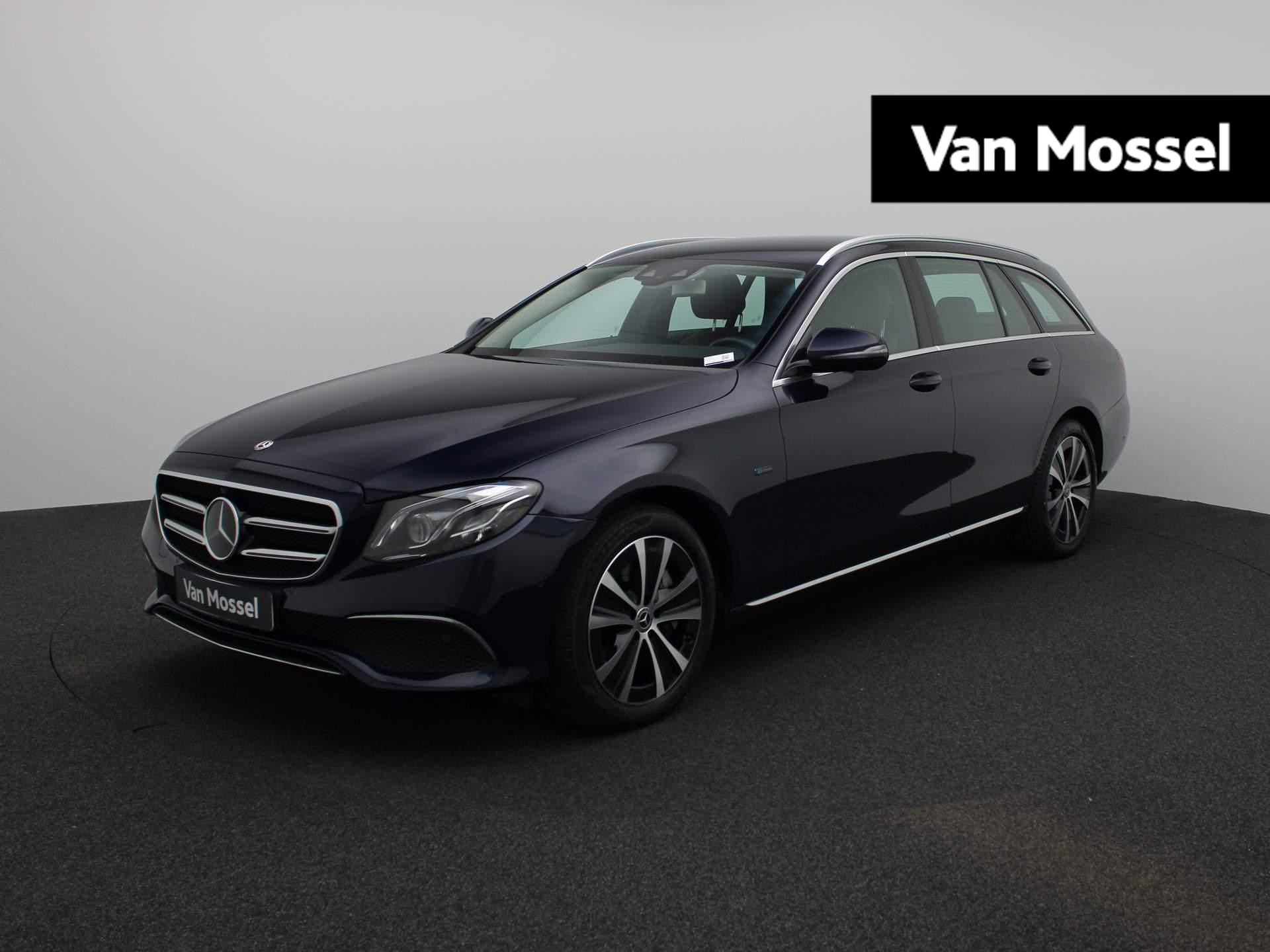 Mercedes-Benz E-Klasse Estate 300 de Business Solution | Half-Leder | Navigatie | Camera | LED Koplampen | Stoelverwarming | Privacy Glass | Trekhaak | Sfeerverlichting |